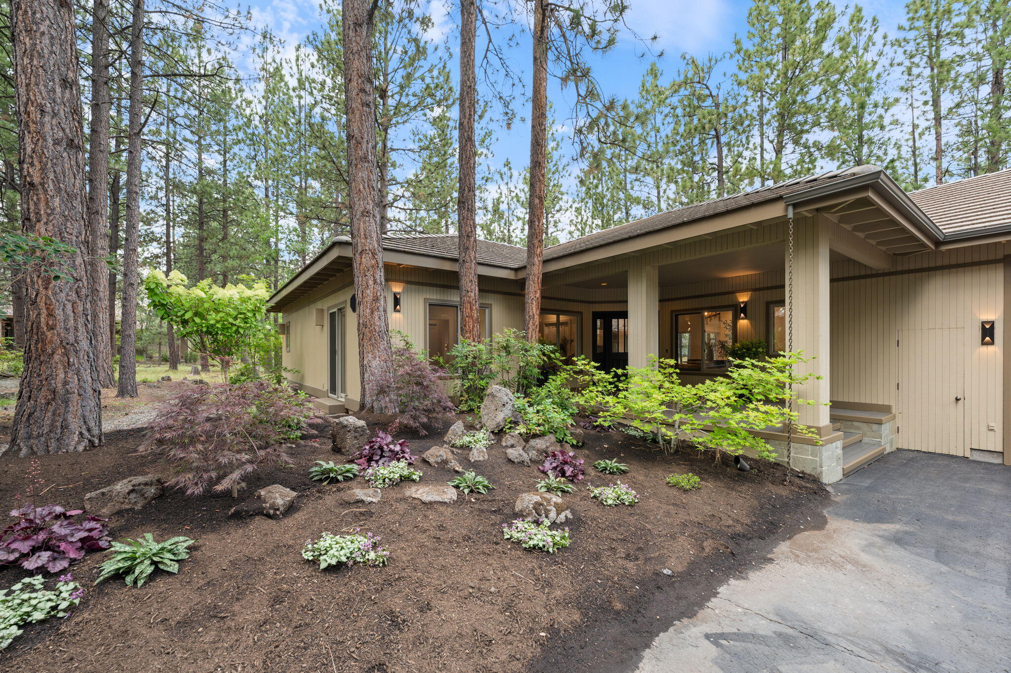 Broken Top - Residential