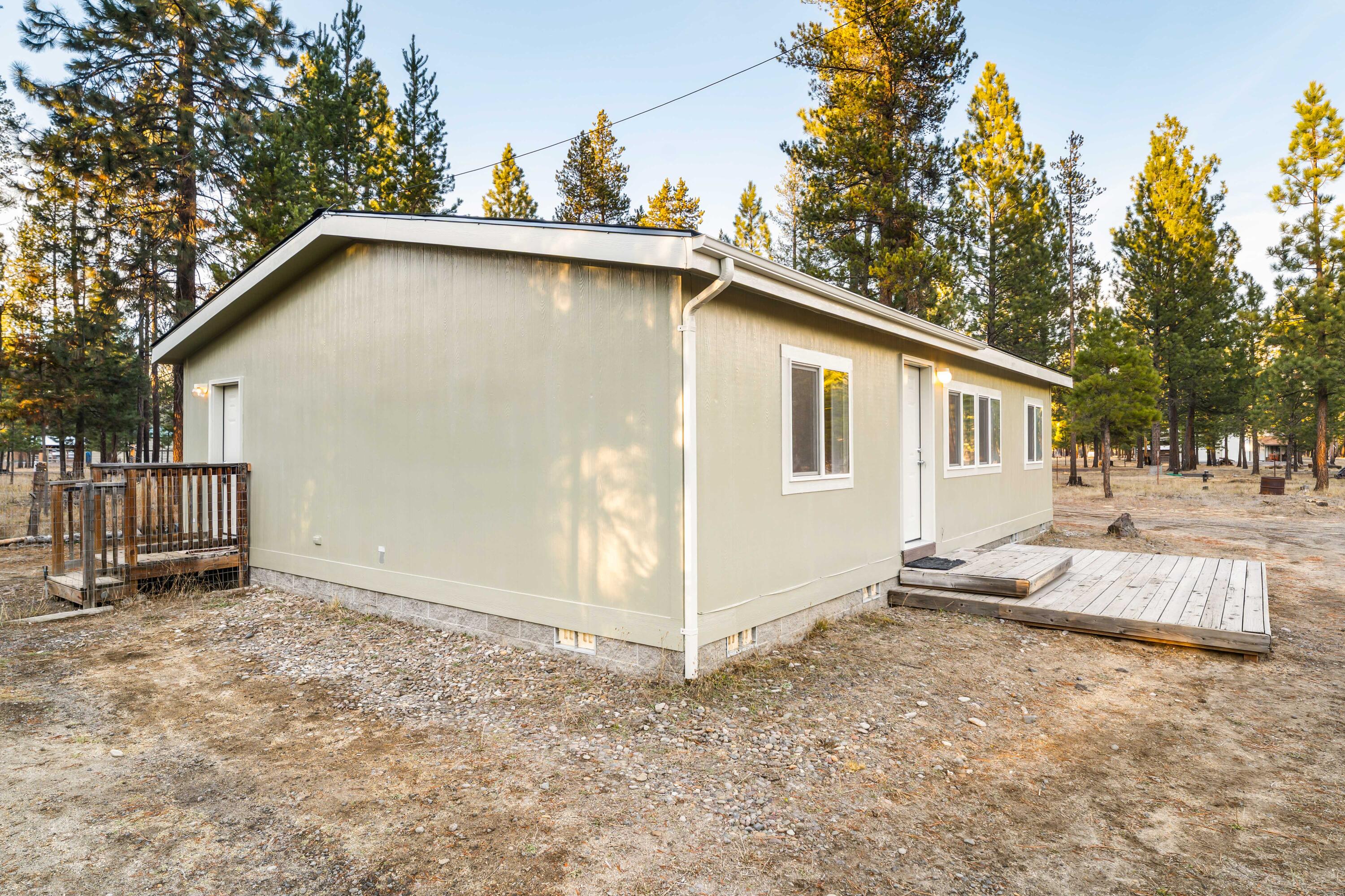 Wagon Trail Acreages - Residential