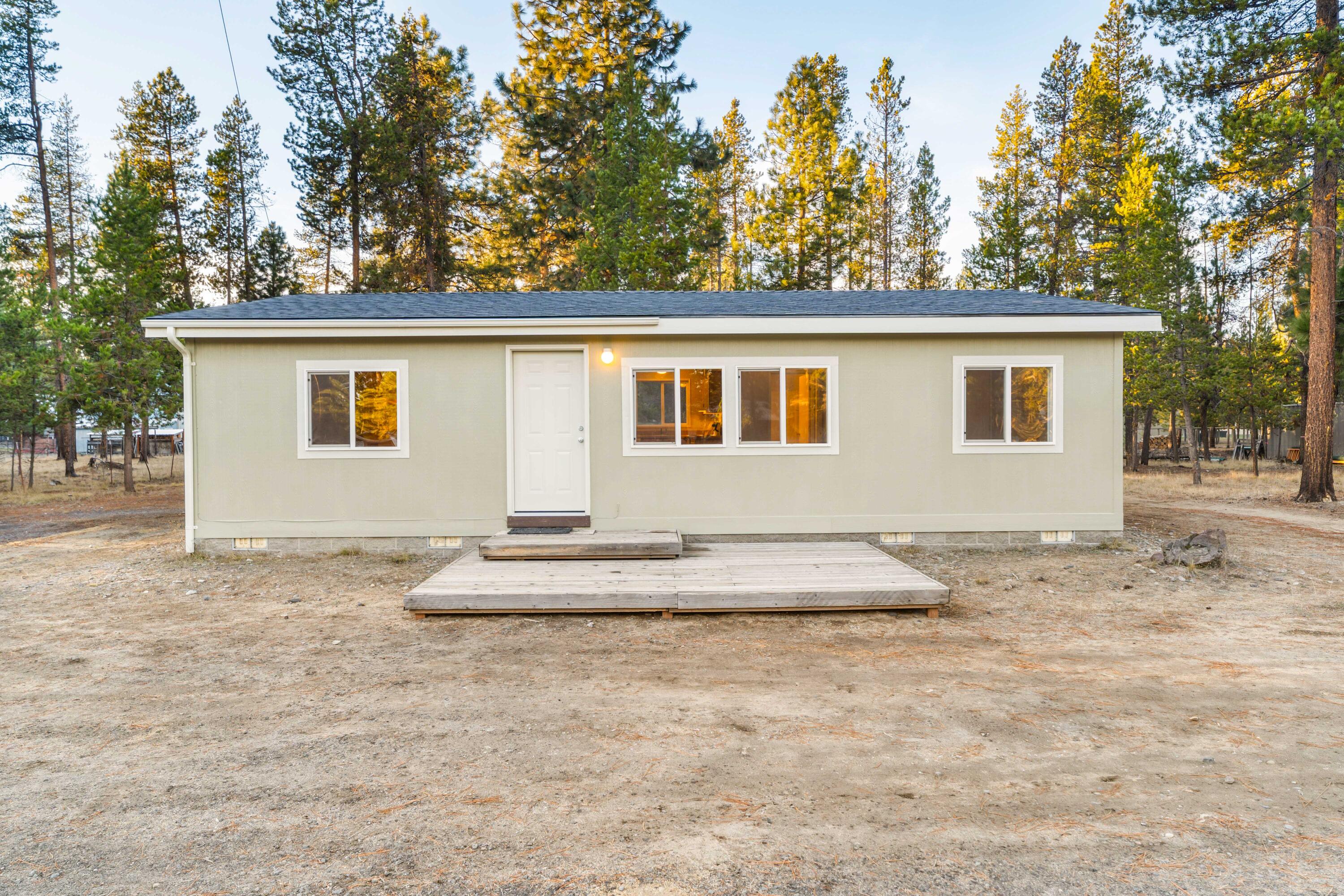 Wagon Trail Acreages - Residential