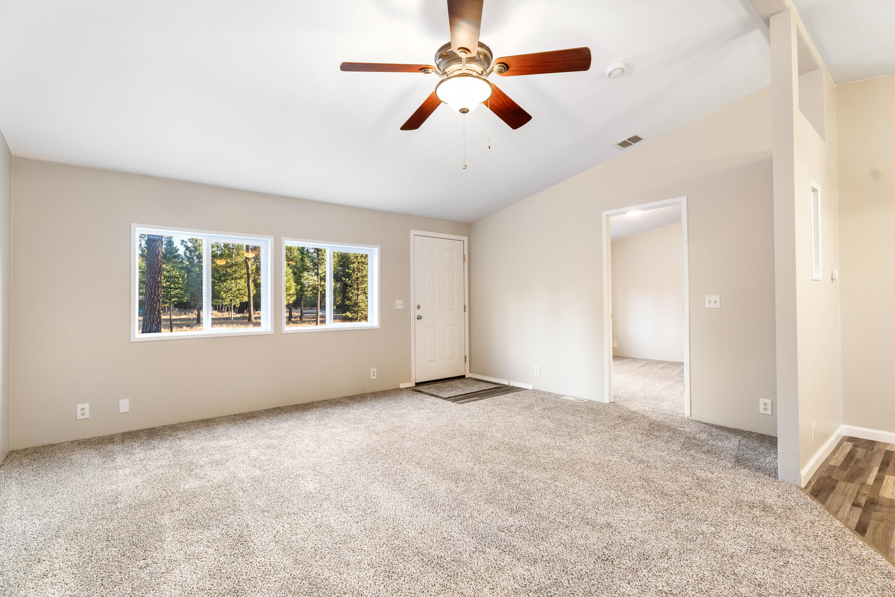 Wagon Trail Acreages - Residential