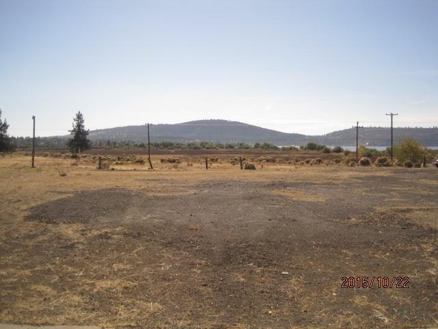 Pelican City - Land