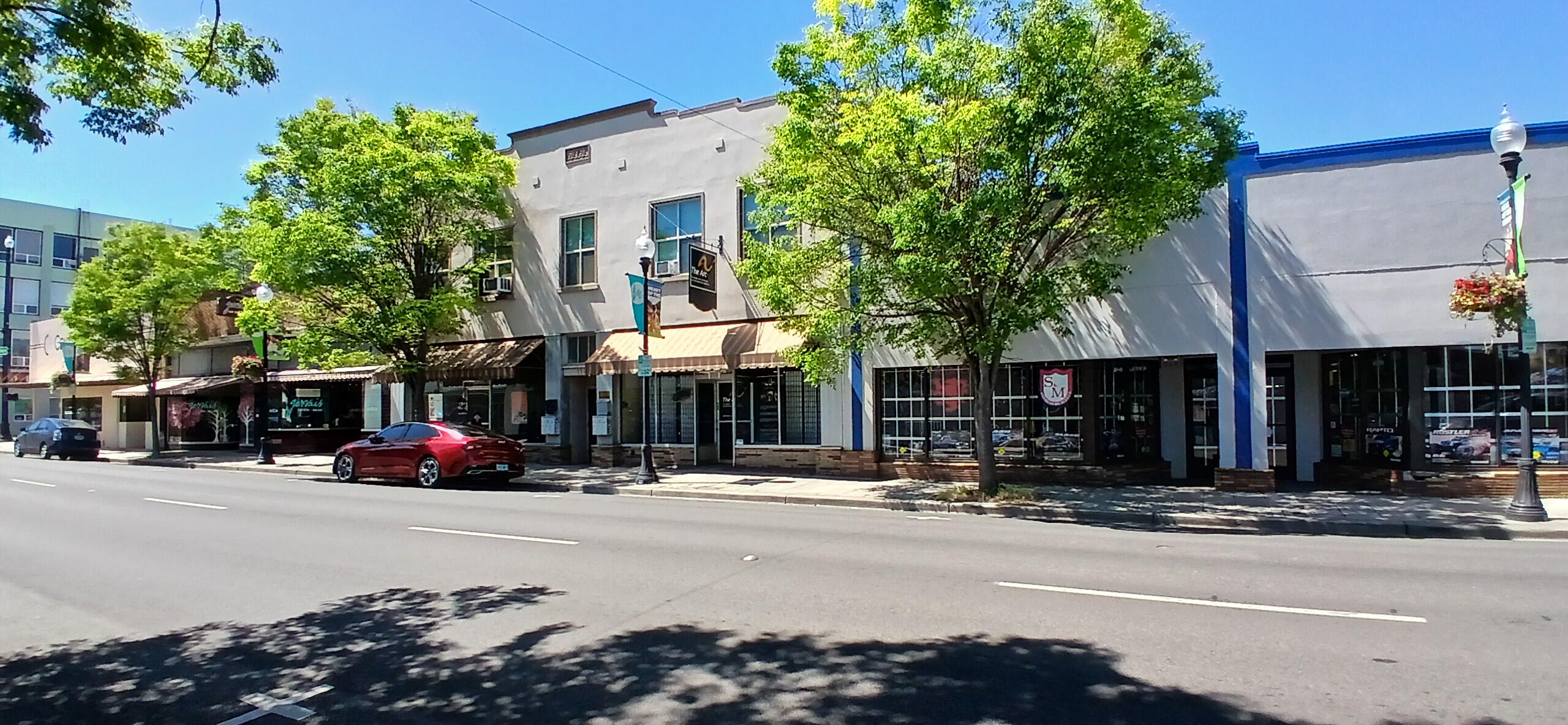 Bring your ideas for this 5,000 sq. ft. ground floor retail space right in the middle of Medford's Central Business District, because the 2nd floor residential tenants help offset some of the overhead. For many years the ARC JACKSON COUNTY operated a Thrift Store from this location, while serving residential clients in the 2nd floor apartments. Here is your opportunity to operate your dream business out of your own building in the growing retail community of Downtown Medford. This building has just received a complete roof repair.