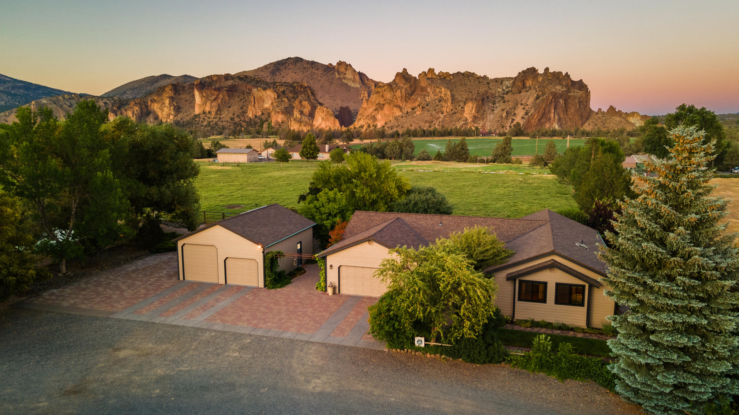 Harris Estate - Residential