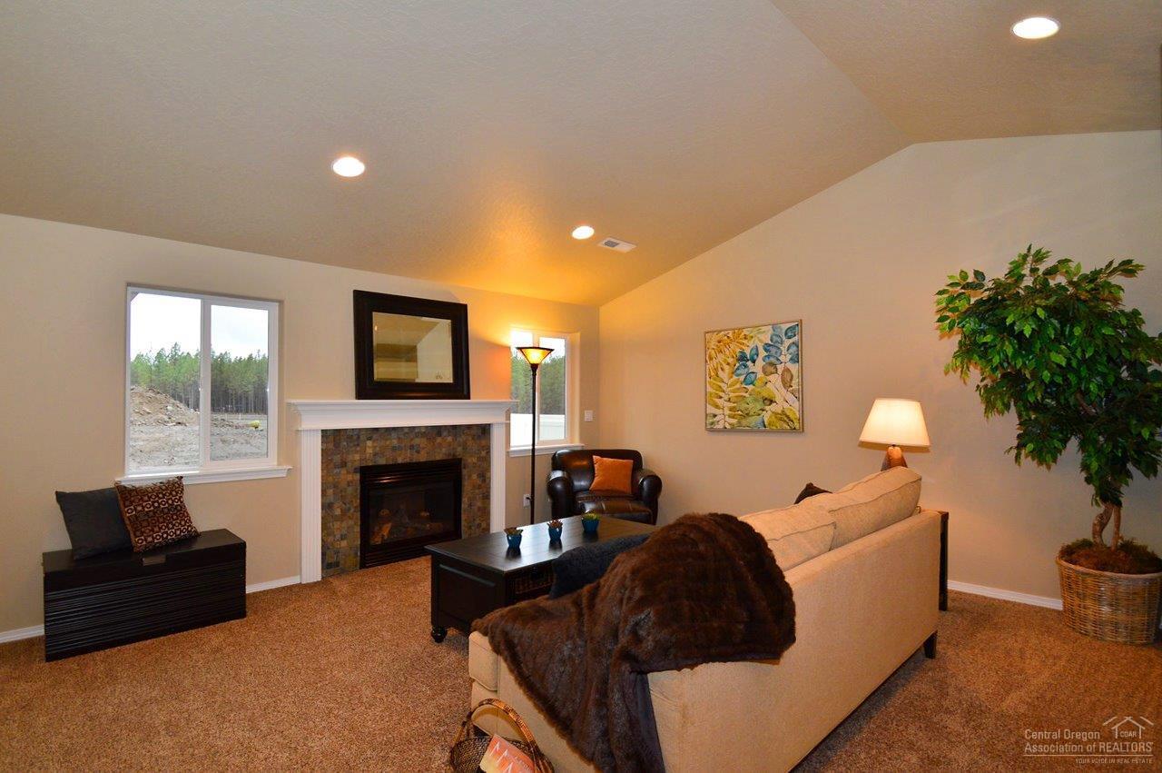 Maple Meadows - Residential