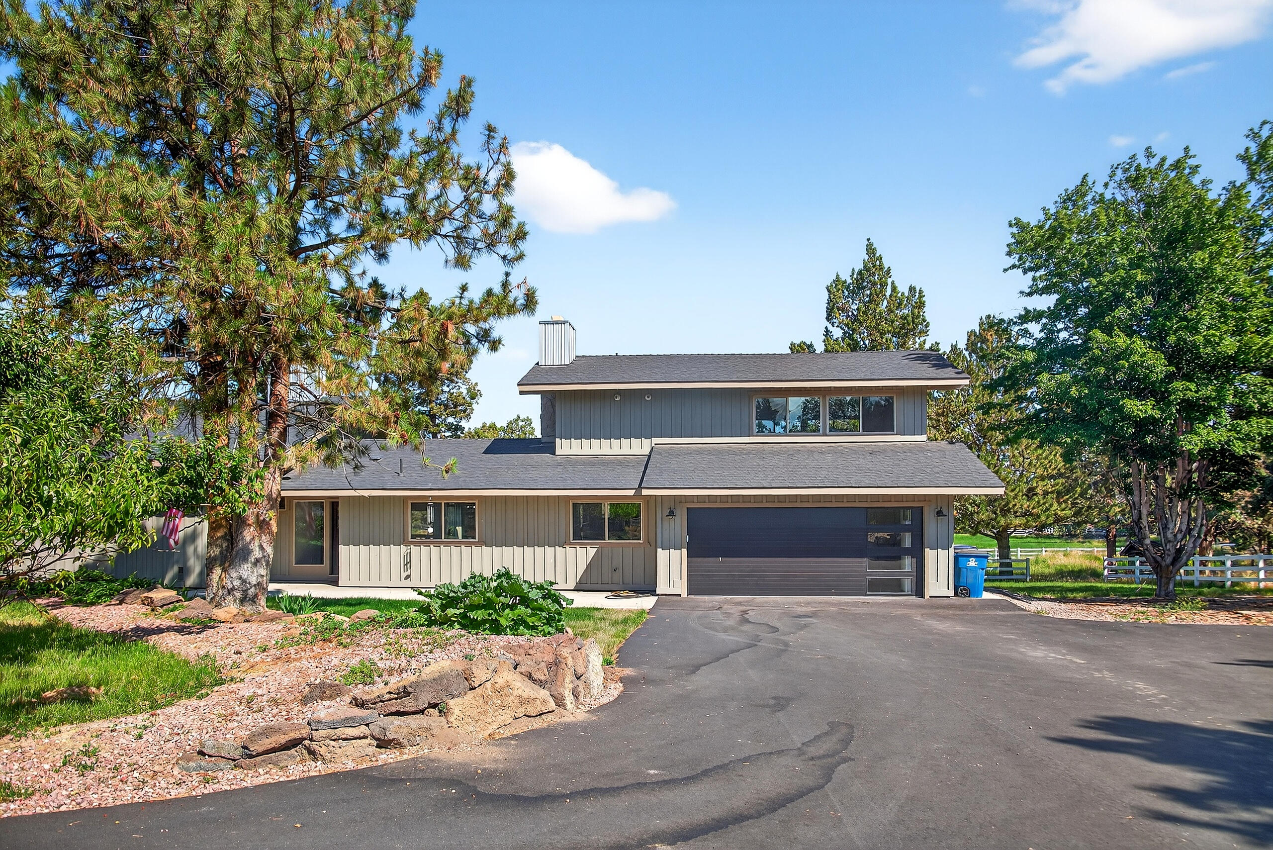 Howells Hilltop - Residential