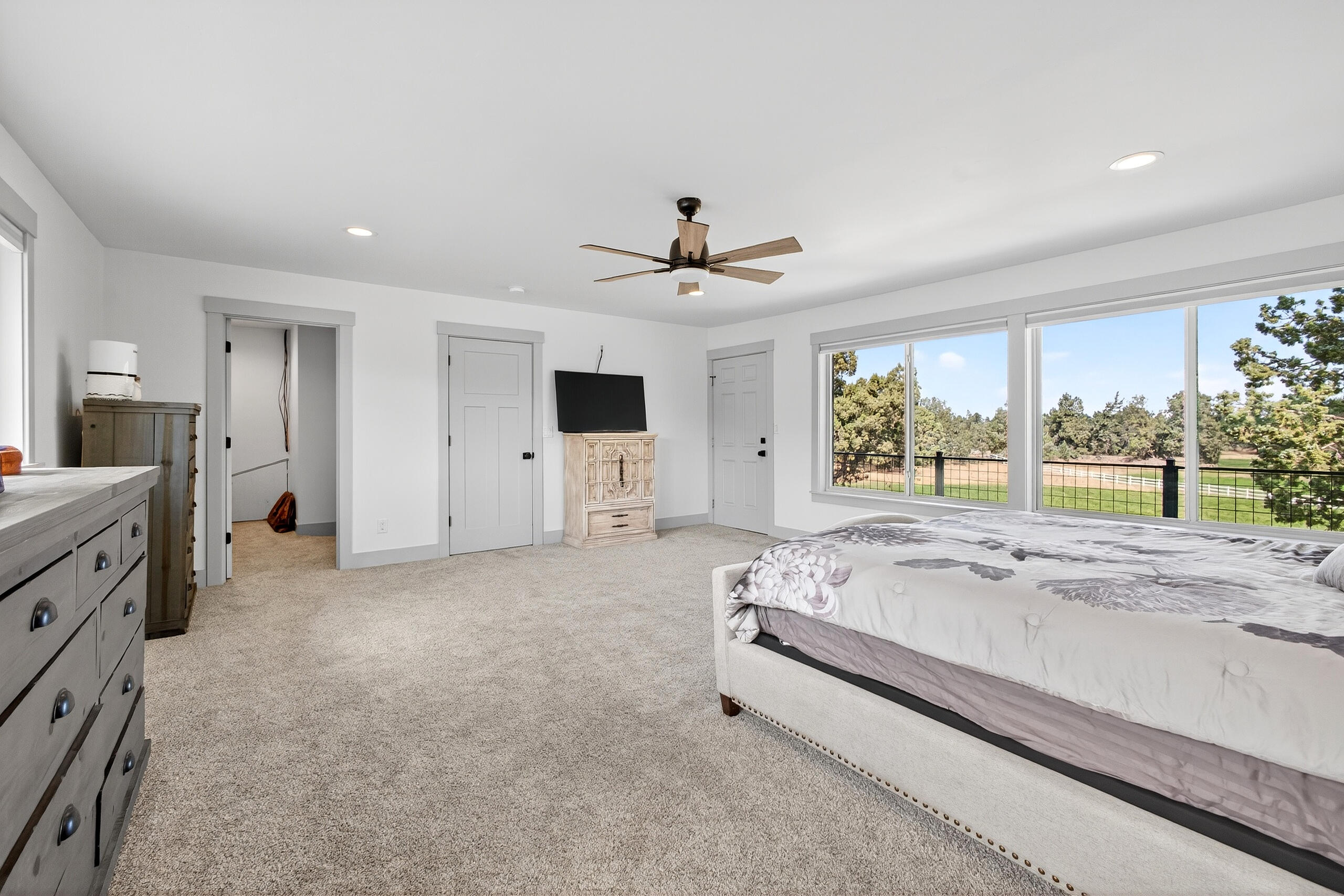 Howells Hilltop - Residential