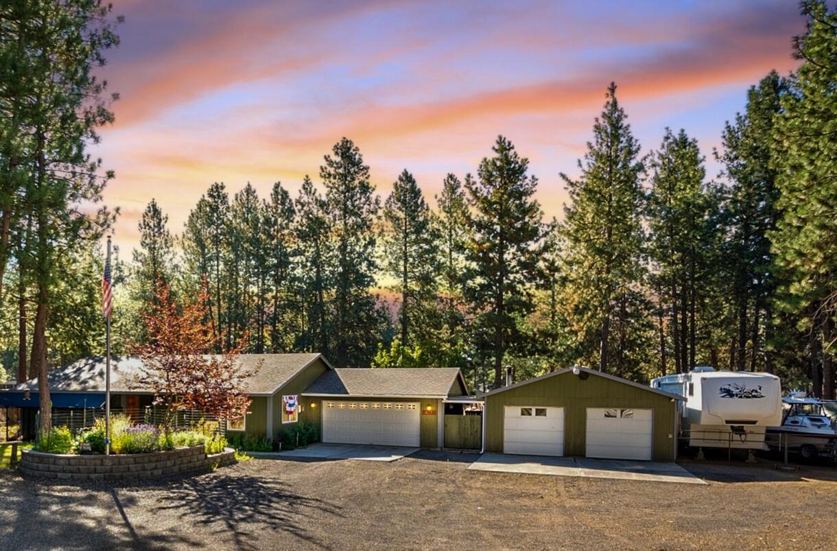 Deschutes RiverWoods - Residential