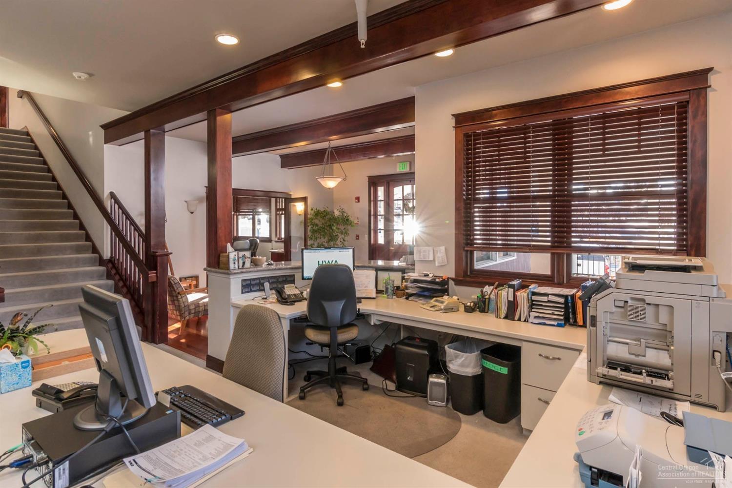 CLAB - Commercial Sale