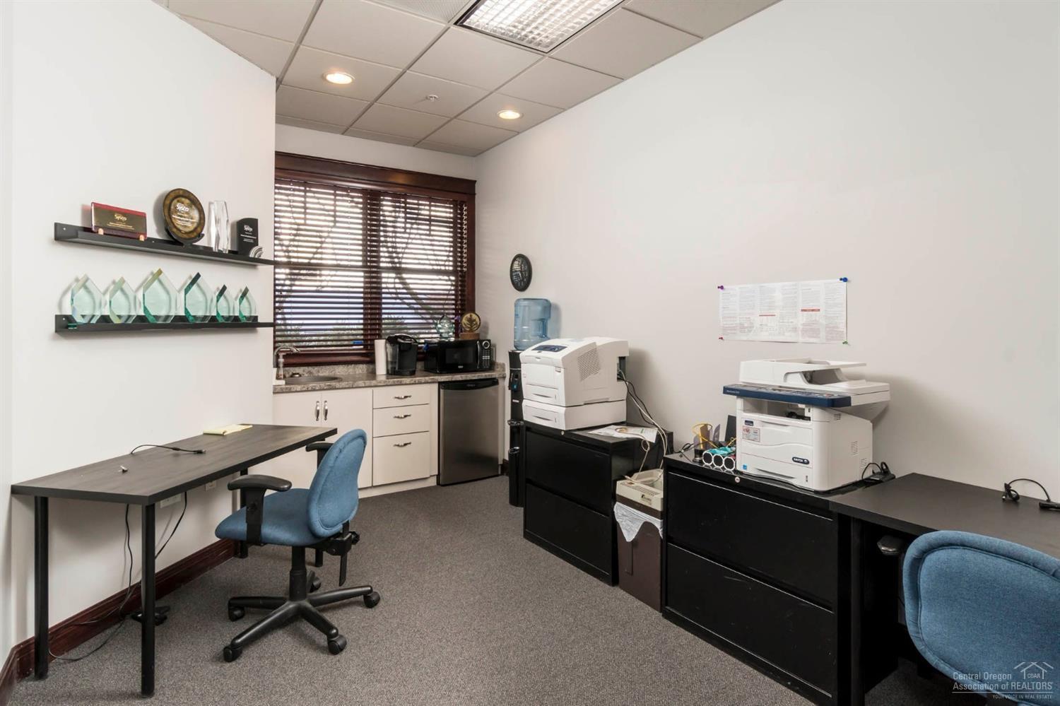 CLAB - Commercial Sale