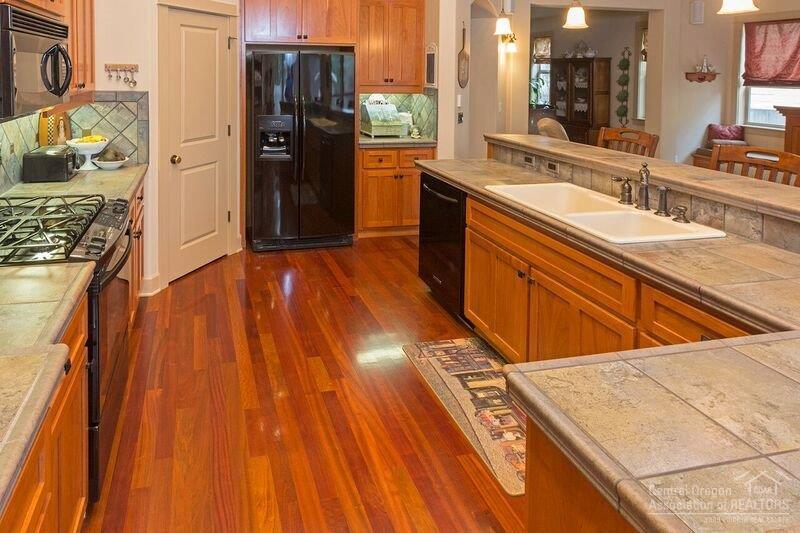 River Rim - Residential