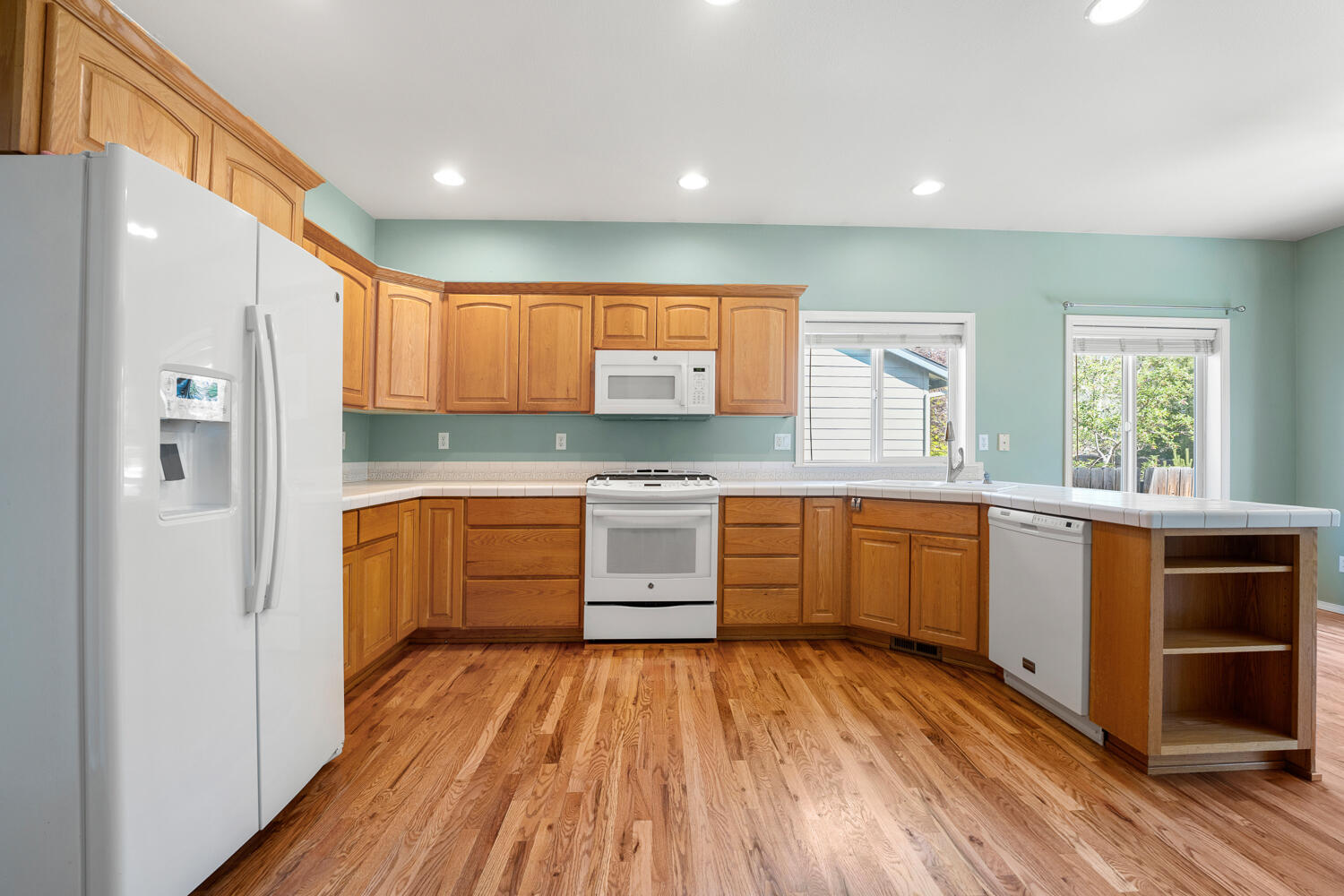 Hollow Pine Estate - Residential