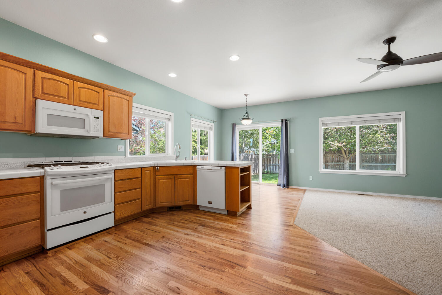 Hollow Pine Estate - Residential