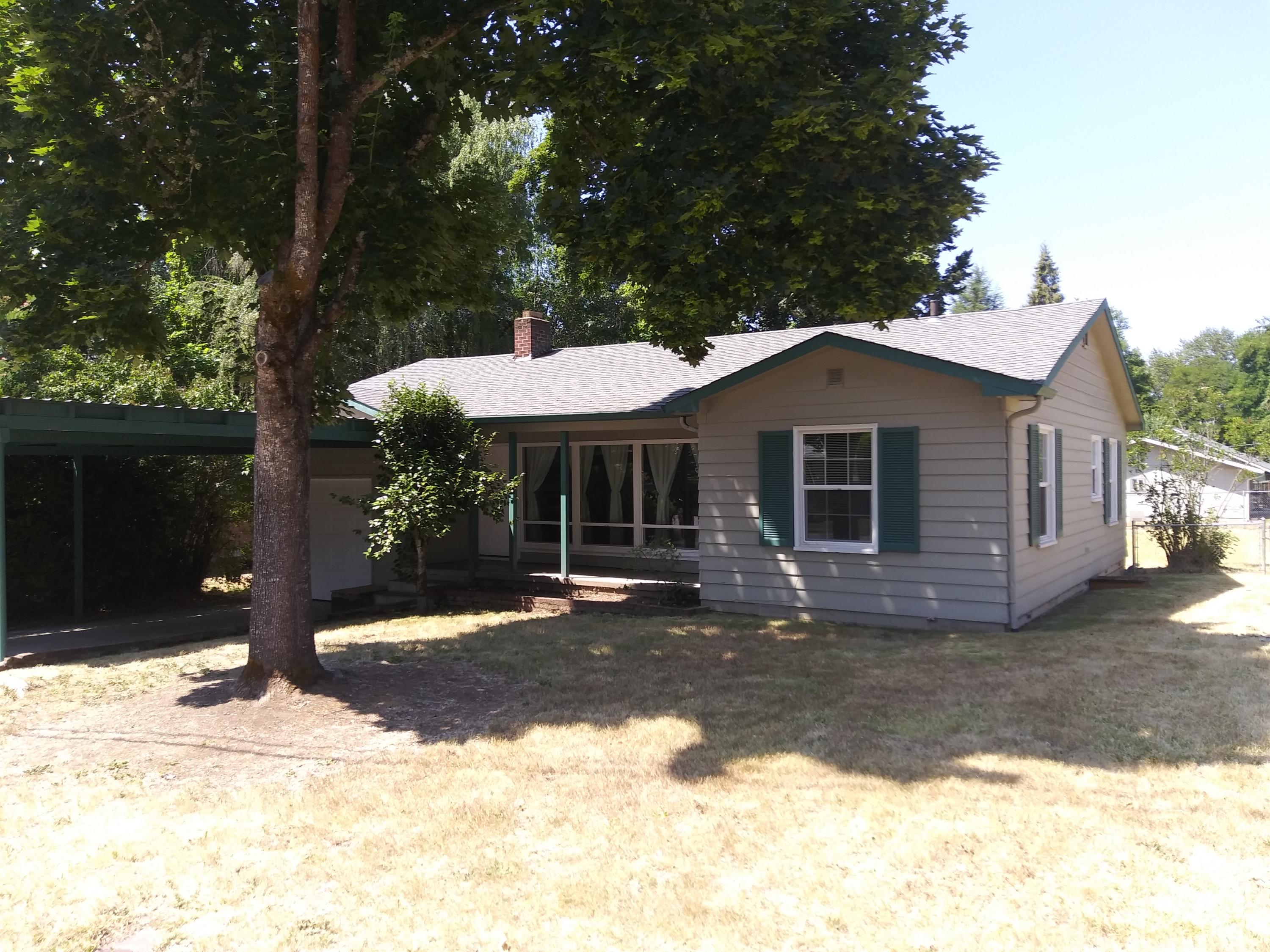 Solid well cared for home in quality, quiet older neighborhood. Home already inspected and some repairs made. Move-in read! Large rear yard for potential ADU - your own large garden, newer range, refrigerator, dishwasher and hot water heater.  The following repairs have been completed: install 3 GFI switches, air pressure switch for garbage disposal, installed seismic straps on water heater, repaired bathtub leak, installed smoke and CO detectors and cleaned moss off roof and gutters.