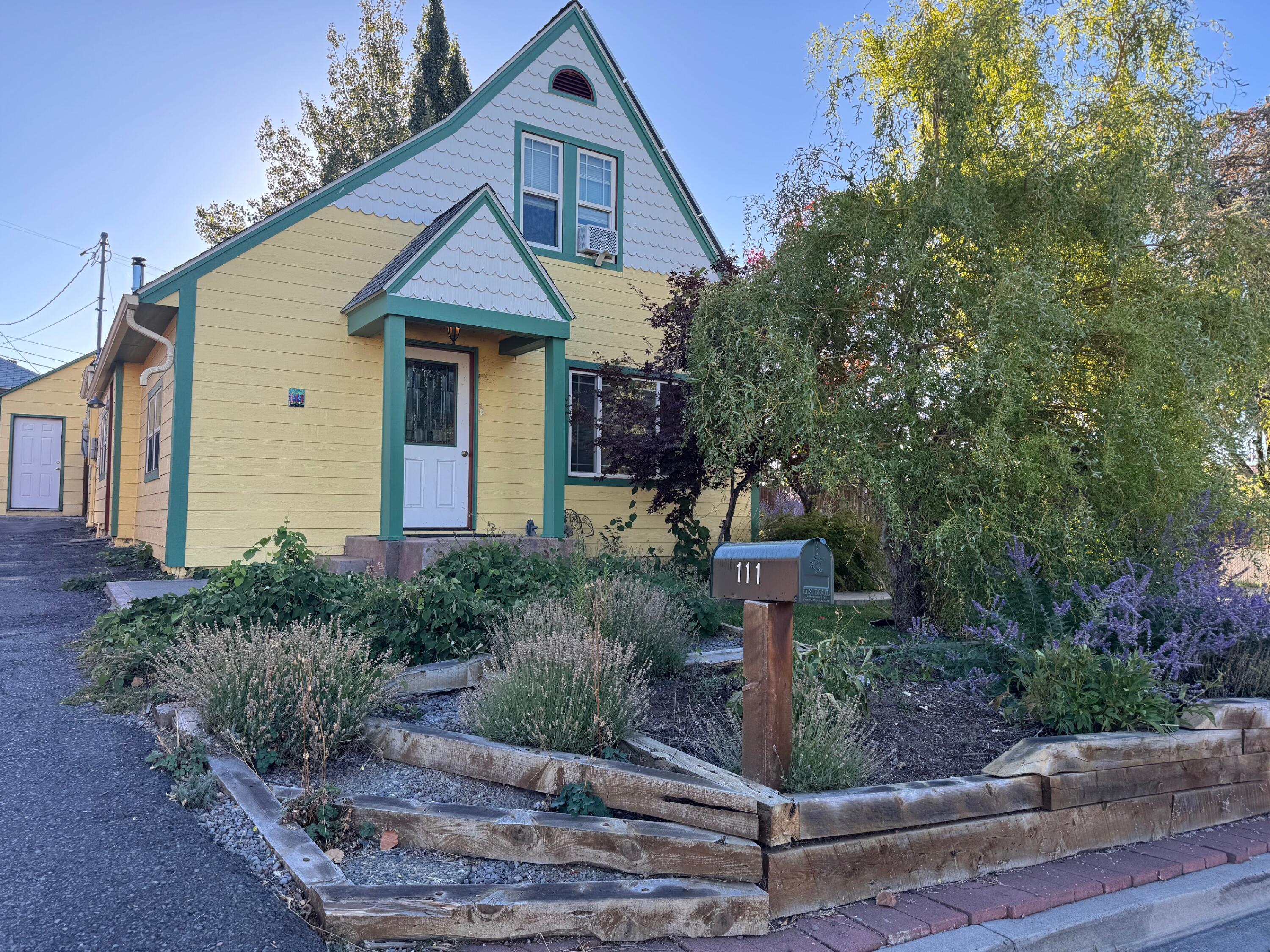 This cozy 2-bedroom,1.5 -bath home offers comfortable living in a fantastic location. Near Oregon Institute of Technology and Sky Lakes Medical Center. Home features a complete overhaul in the kitchen dining area, featuring hardwood flooring with new wool carpeting, certified wood stove in the family room,  Living room is very cozy and has lots of character with  built-in shelving, arched doorways .A shop,and a seperate  covered carport for additional parking which sits on a concrete pad., fencing throughout the whole property which sits on 3 CITY LOTS. Underground sprinklers on a timer for easy lawn maintenance. Enjoy outdoor living on the large paver patio or try your hand at gardening in the garden beds. Fruit trees include Peach, Plum and Apple. $25,000 in Solar panels with net metering to keep your electric bill constant for the life of the home. Call Valerie for a showing