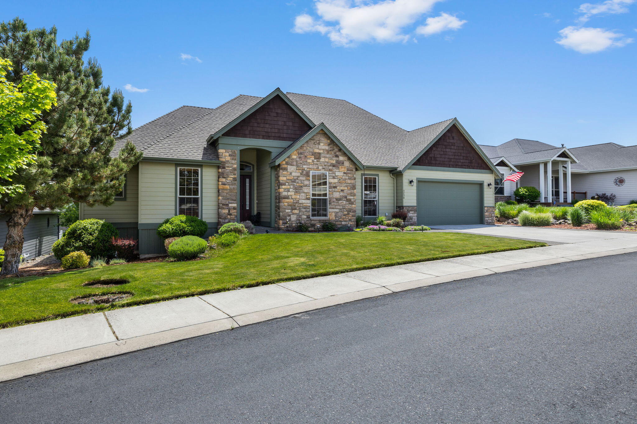 Greens At Redmond - Residential
