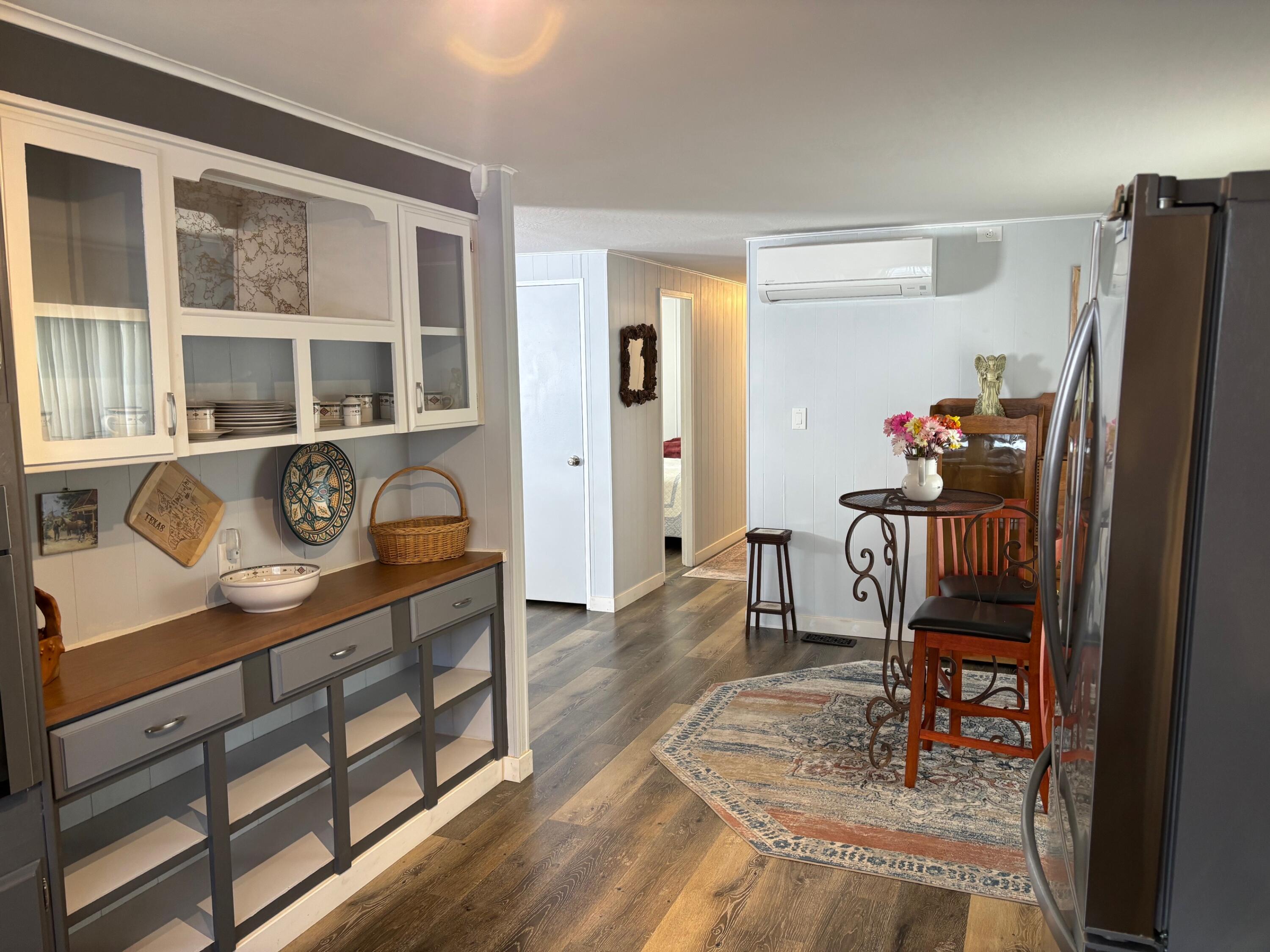 Rogue Lea Estates - Residential