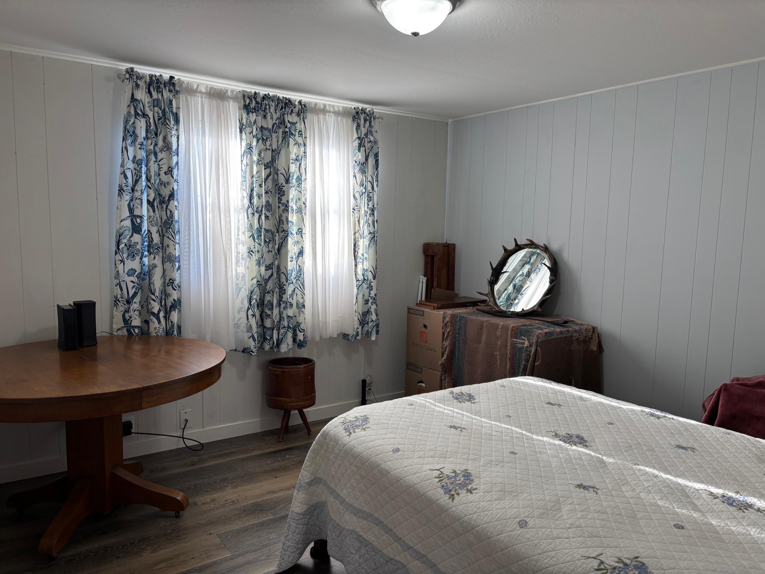 Rogue Lea Estates - Residential