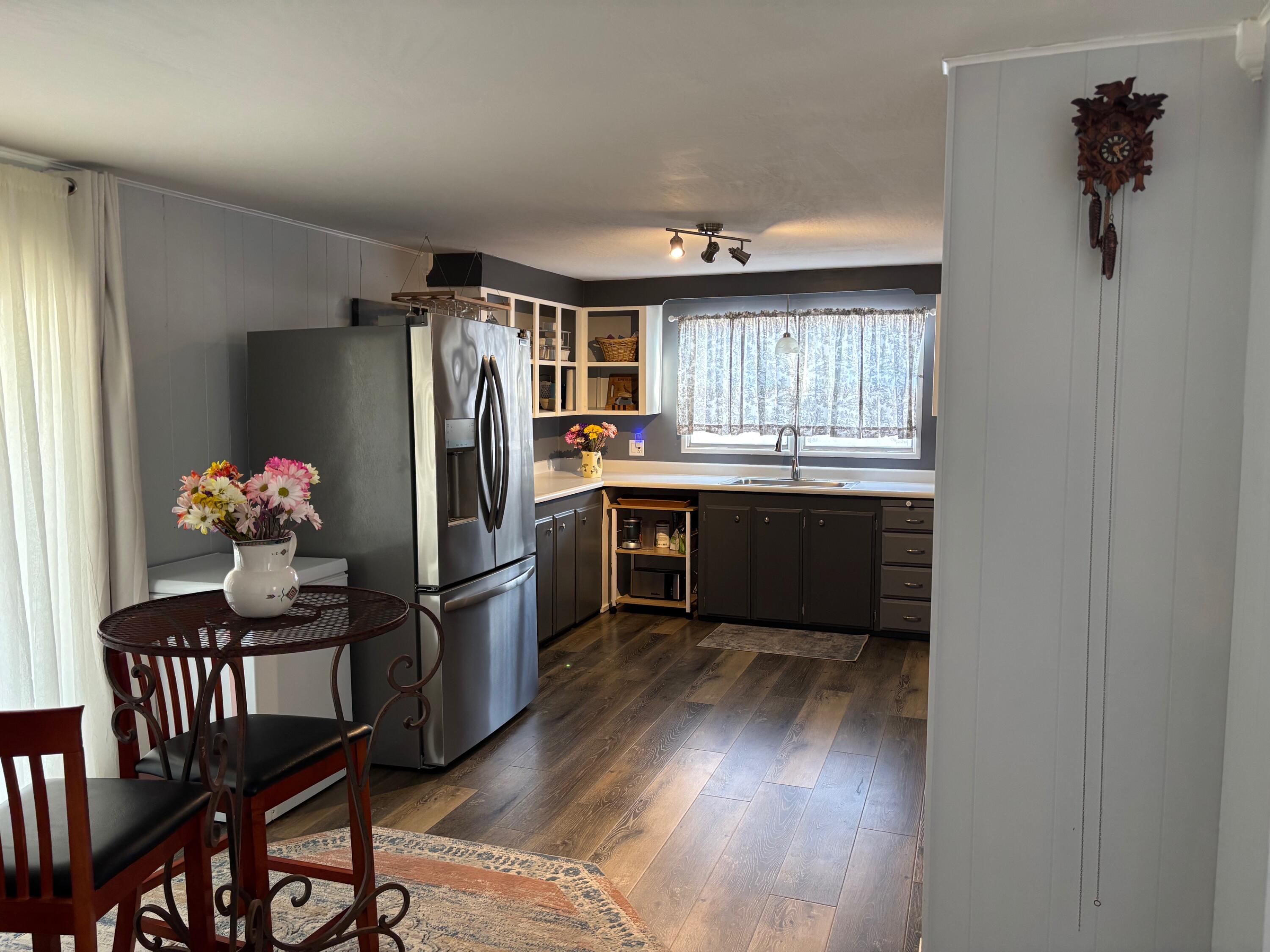 Rogue Lea Estates - Residential