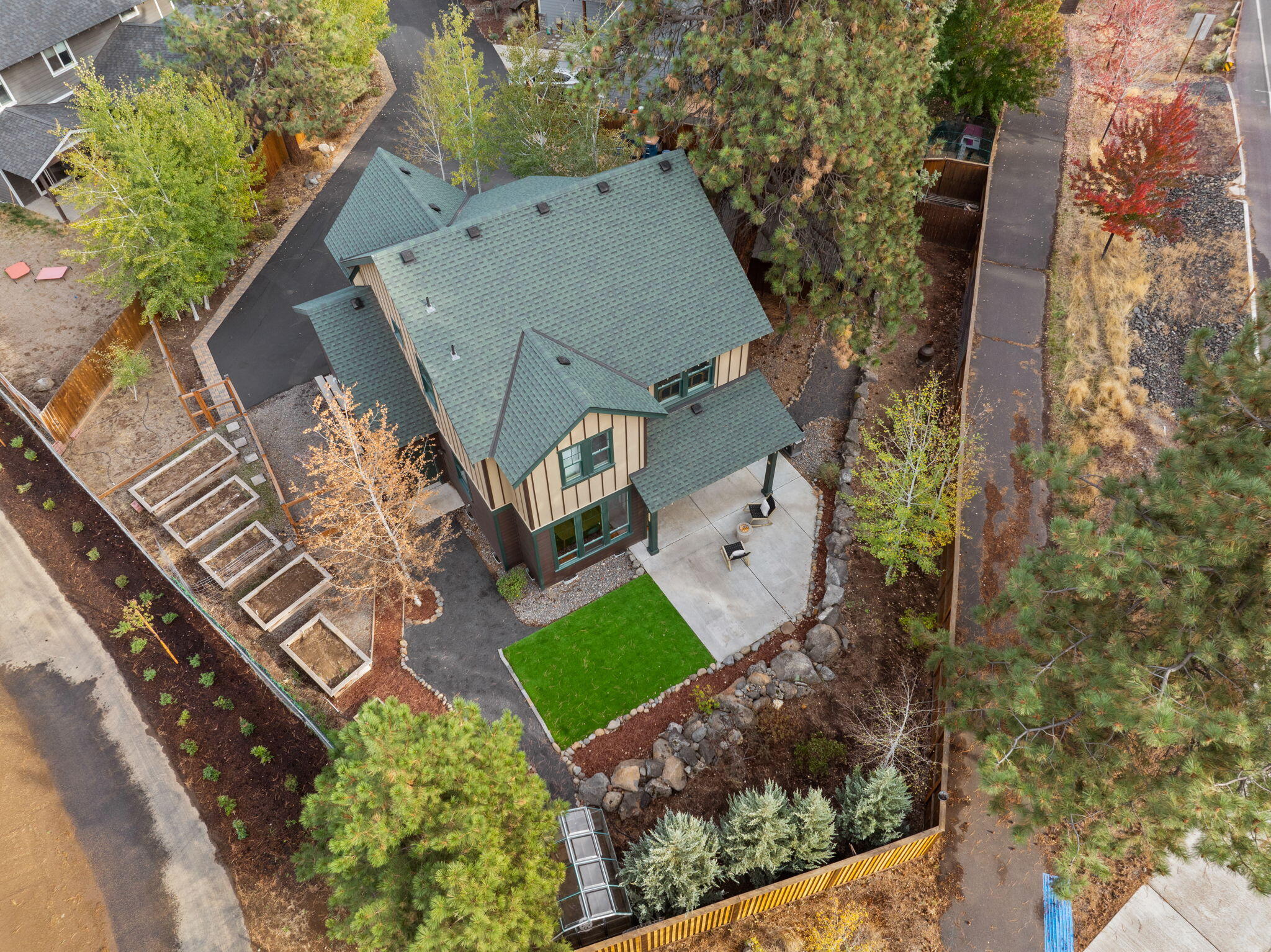 Roaring Springs - Residential
