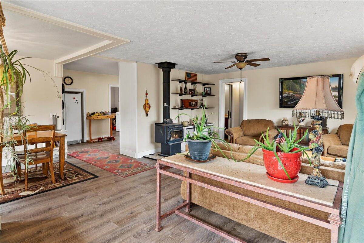 East Rim - Residential