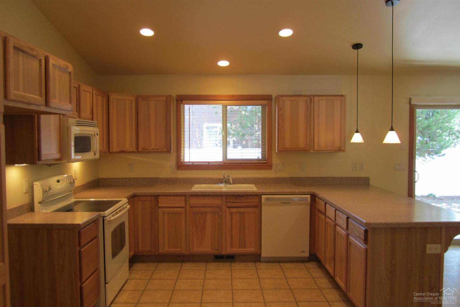 R&W Estates - Residential