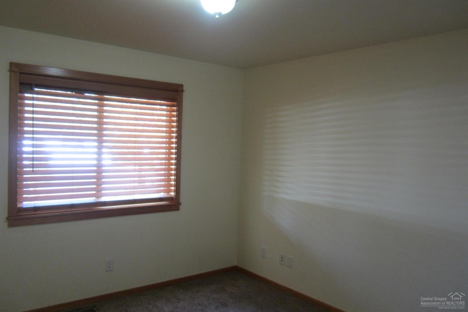 R&W Estates - Residential