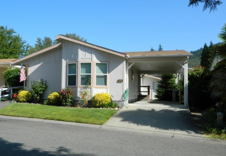 Manufactured home located in Highland Heights Estates. Built in 2003 this Silvercrest home has 1555 sqft with 3 bdrm, 2 baths. New paint, open floor plan, Chapel ceilings, sunny & bright living room, spacious kitchen with oak cabinets, white appliances and pantry. Master bedroom with walk-in closet and master bath. Screened in patio, carport and storage shed 10x10. 55 plus park.