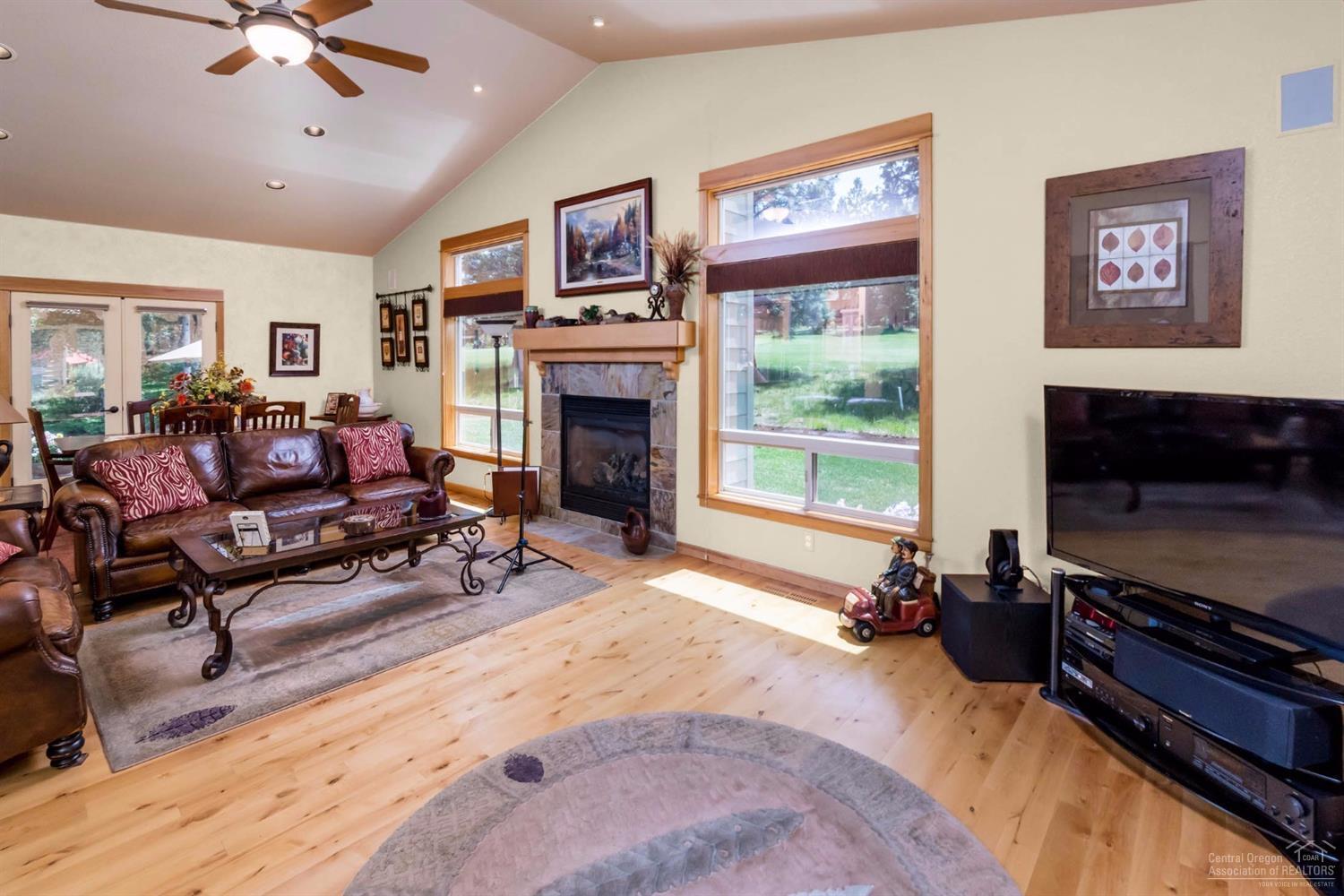 Awbrey Glen - Residential