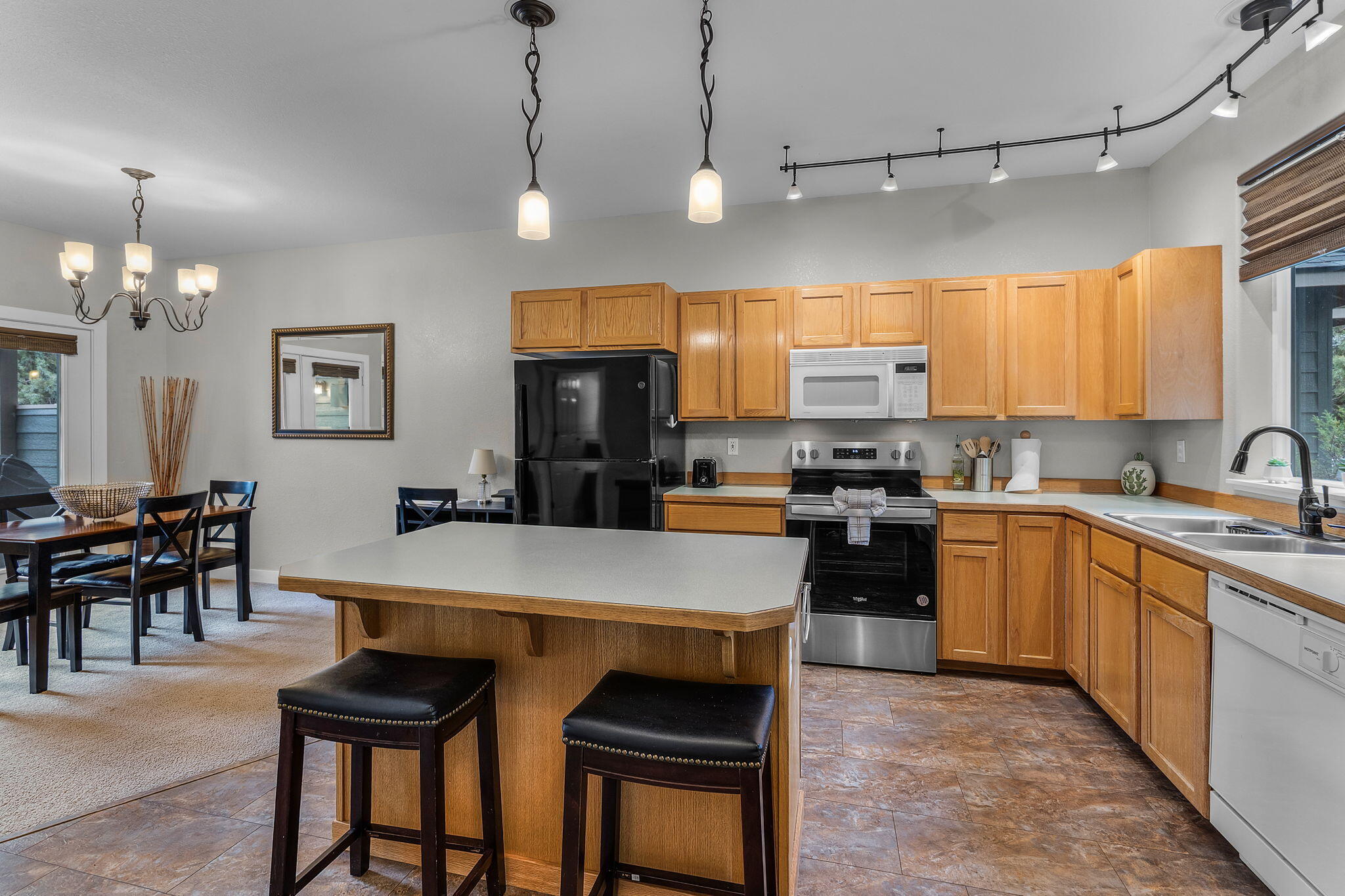 Eagle Crest - Residential