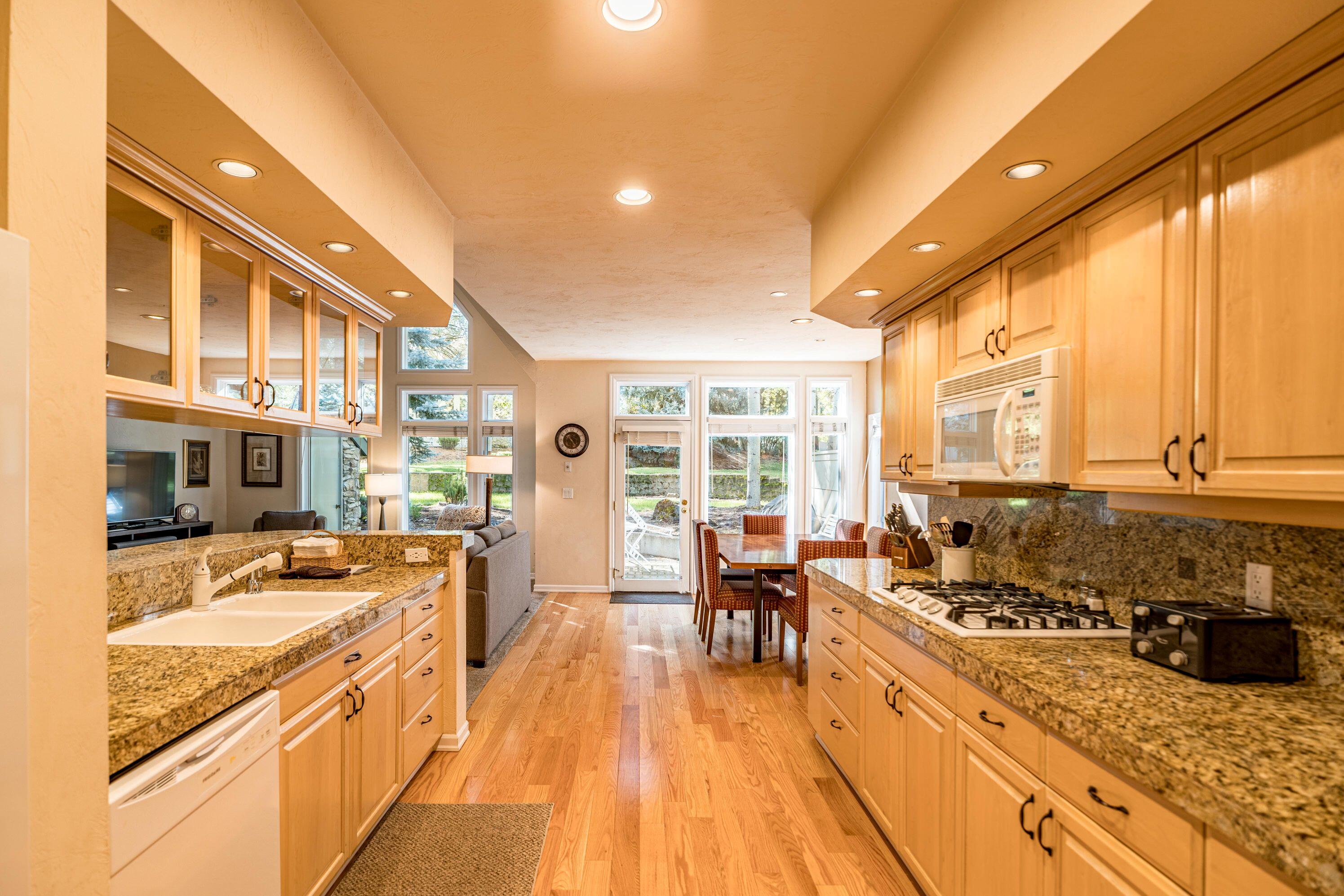 StoneTH - Residential