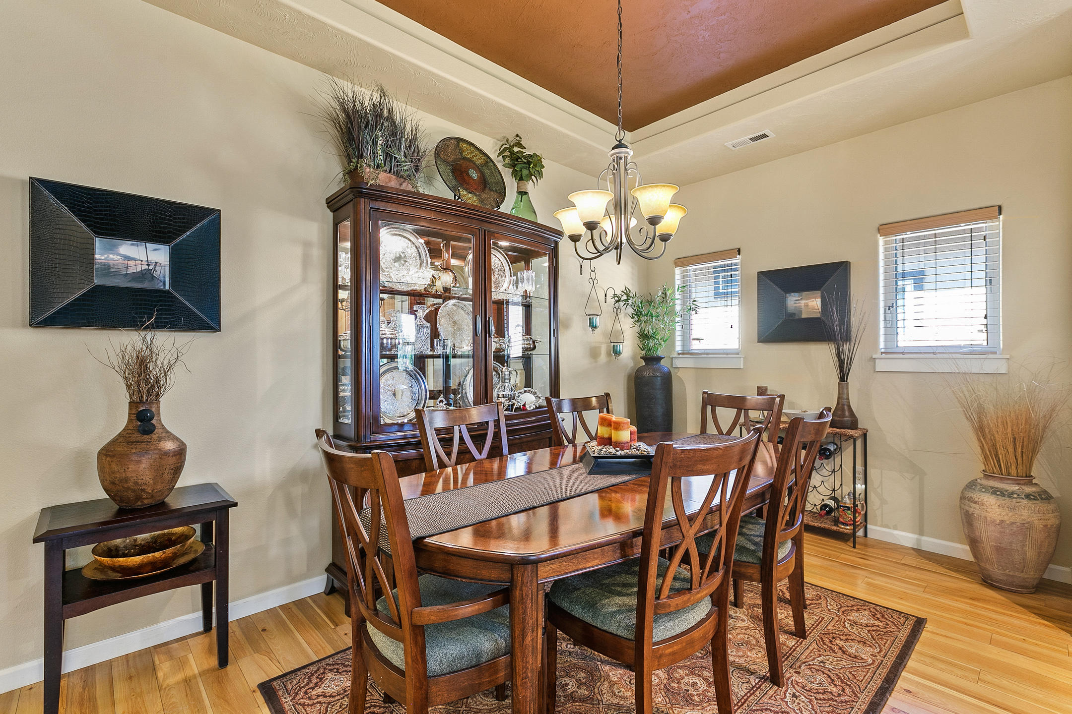 Views At Oak Tree - Residential