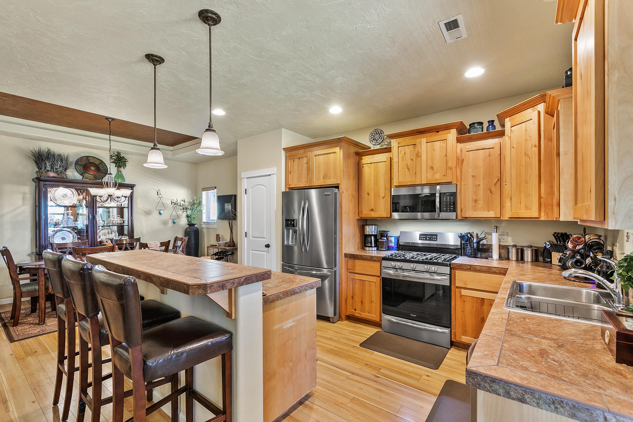 Views At Oak Tree - Residential