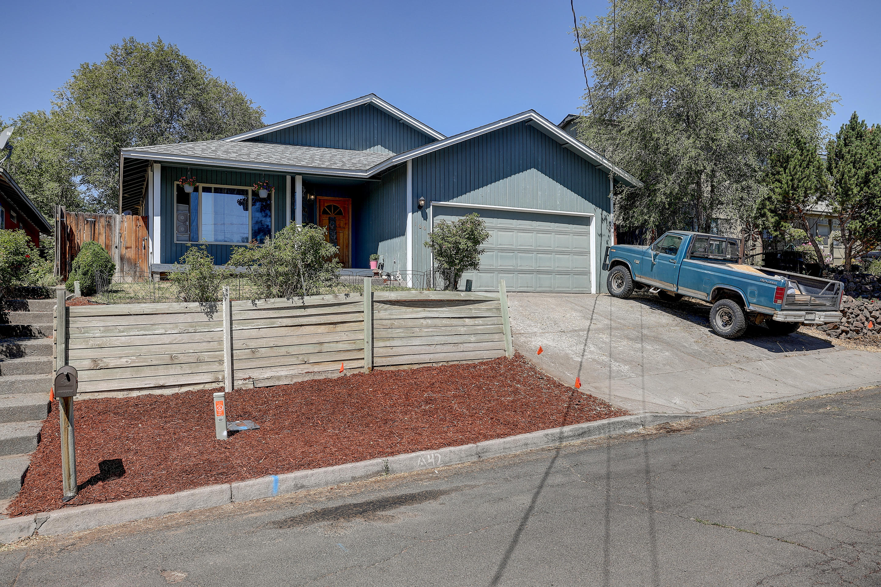 Great value in an established neighborhood just a few doors down from Willow Creek and 7th st Park. Open floorplan, oversized garage and a fenced backyard this home is ready for your personal touches!