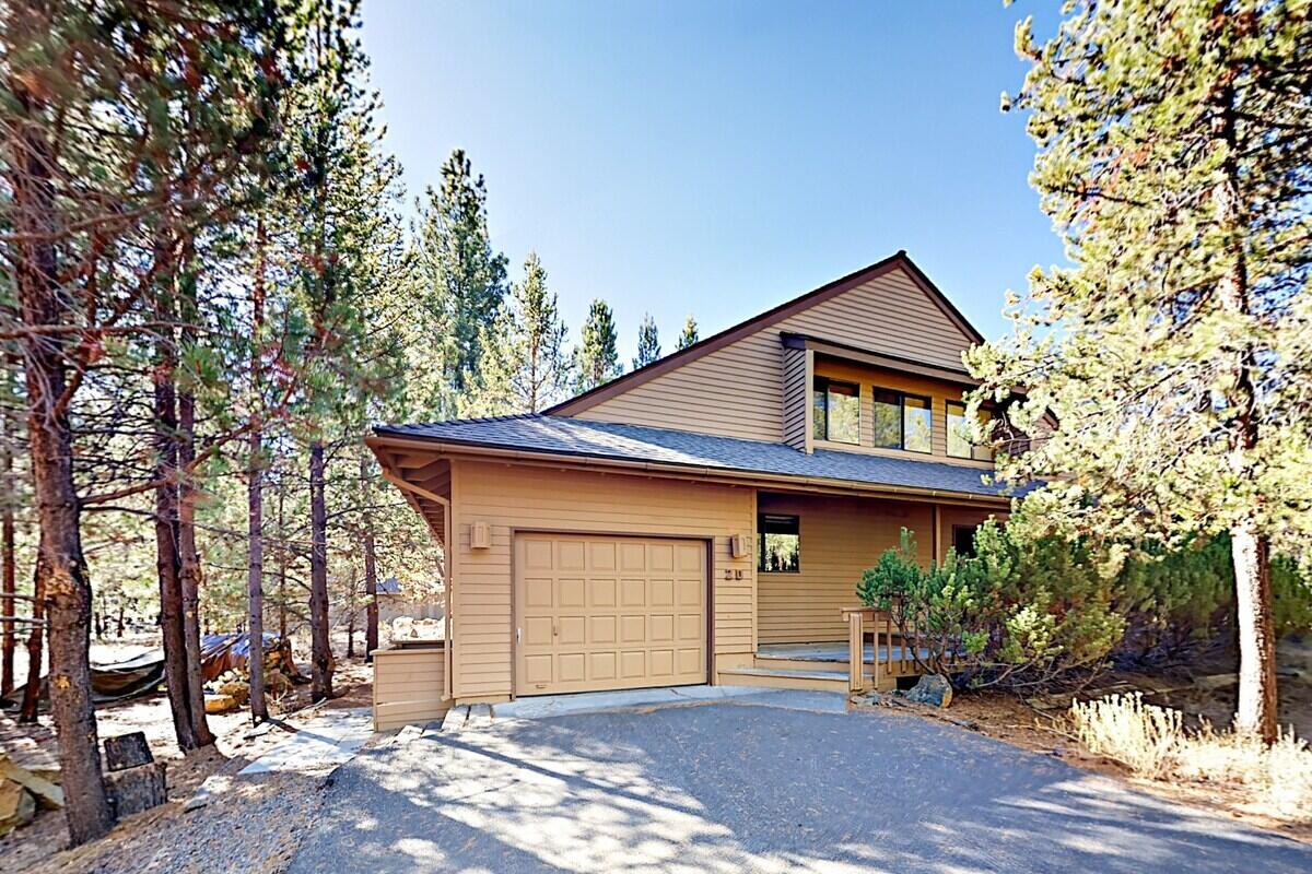 Special Financing available with use of Preferred Lender - rates as low as 4.38% Escape to Comfort & Fun in Sunriver, Oregon!

Welcome to your perfect getaway in the heart of Sunriver! This fully furnished, spacious 4-bedroom, 2-bath vacation retreat comfortably sleeps up to 10 guests and offers 1,644 square feet of inviting living space. Whether you're gathering with family or friends, you'll love the open layout, well-equipped kitchen, and cozy living areas complete with a warm gas fireplace for those relaxing evenings. After a day of biking, skiing, or exploring Central Oregon, unwind in the private 6-person hot tub under the stars. Ideal as a vacation rental or personal escape, this Sunriver home offers the perfect blend of comfort, charm, and year-round adventure.