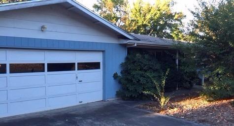 Clean 3 bedroom, 2 bath home close to Grants Pass High School. This property offers a lot of potential with a little TLC.