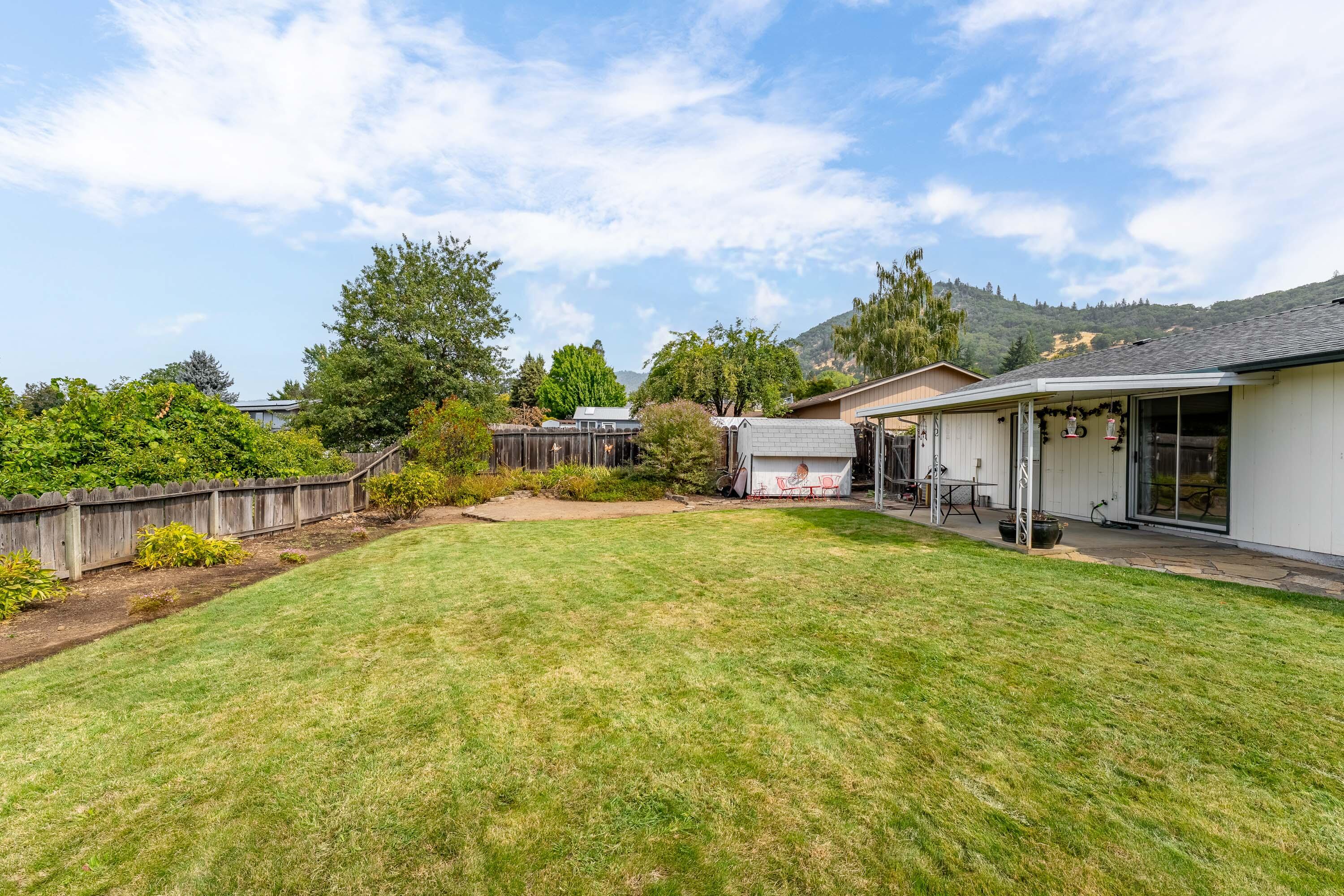 Sovereign Knoll Addition - Residential