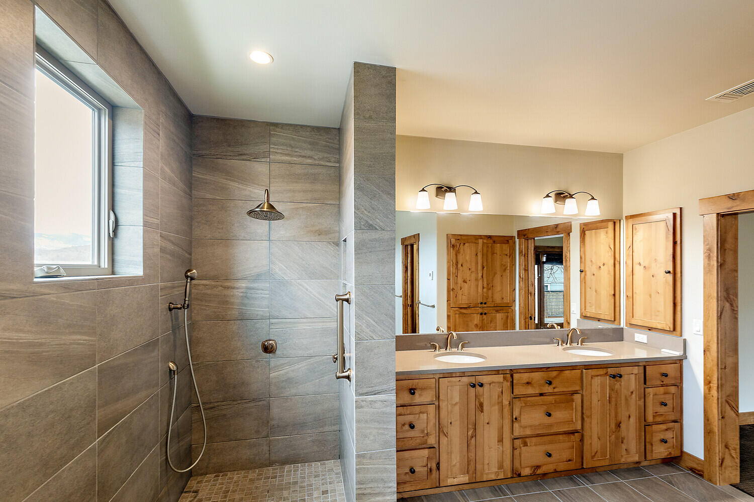 Oaks Of Ashland, The - Residential