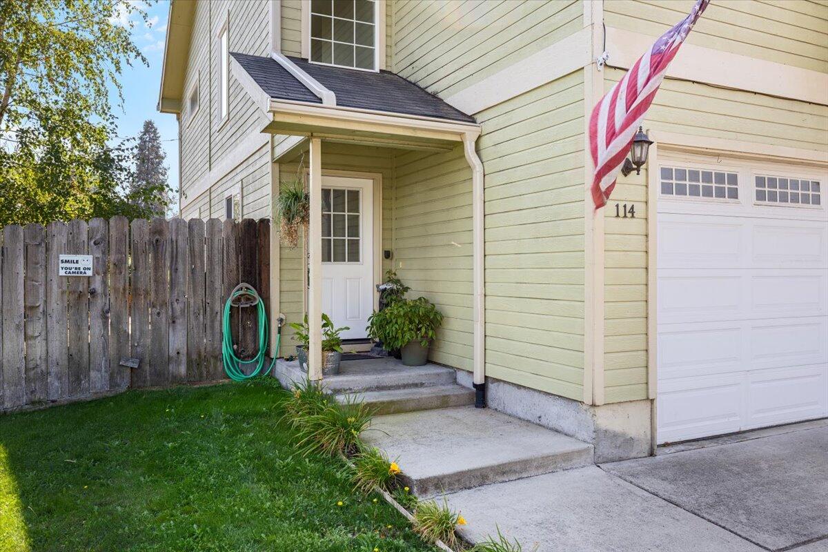 Just around the corner from Central Point Elementary School. This 3 bedroom, 2.5 bath, zero-lot line home has open floor plan, large master with vaulted ceiling and access to deck overlooking the back yard. Finished two car garage. Great investment or perfect for first time home buyer.