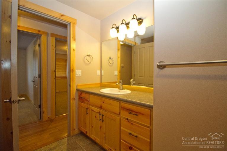 Paulina Peaks - Residential