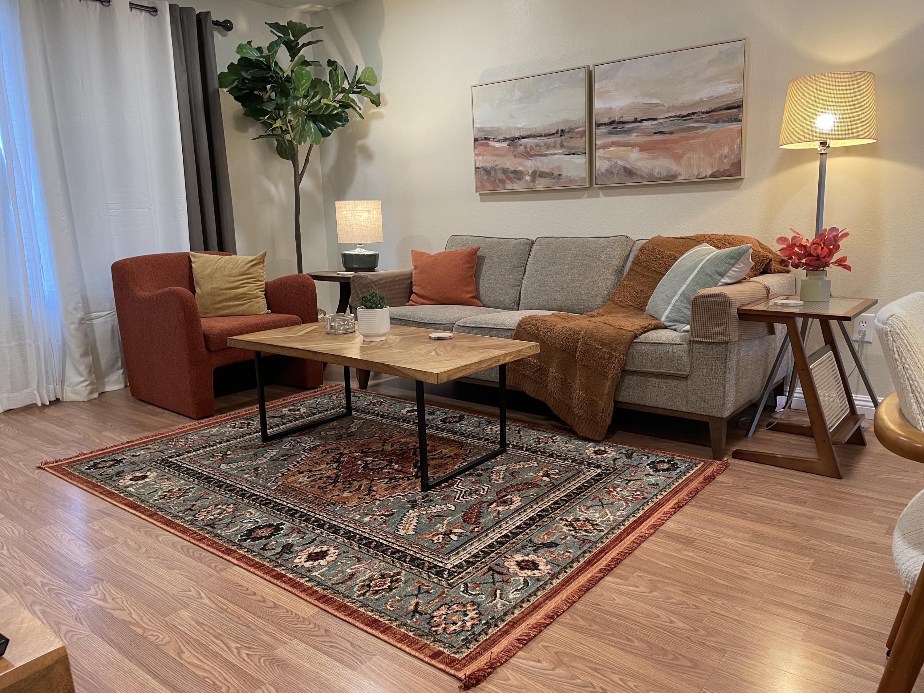 Beautifully remodeled and currently used as an AIRB&B. Furniture available for sale if wanted.
Great location, close to shopping, transportation, airport and schools
Make this your home or as an investment property
Lenders available for either choice.