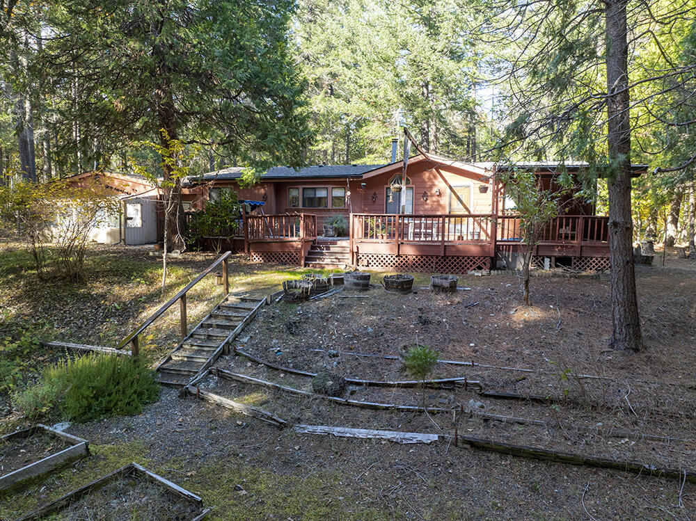 Attractive Rural Home on 5.92 Acres of Level Useable Land on Year 'Round Williams Creek! This Single-Level 3 Bed 2 Bath 1,539 Sq Foot Home is Very Welcoming, with Open Living Space, a Country Kitchen, & Split Bedroom Floor Plan. The Living Room is Light & Bright, with Vaulted Ceilings & Certified Woodstove for Winter Comfort! A Nice Sized Utility Room is perfect for coming in from the Outdoors. Huge Rear Deck overlooks the Area from the Home to the Creek. The Two-Car Garage & Circular Driveway offer Tons of Parking, & there is an Additional Shop/Craft Room, plus a Nice Greenhouse/Sunroom! The Property is Level & Useable, with Tall Trees & a Really Pretty Forest. The Home is set Well-Back Off the Road for Privacy & Quiet! The Creek Frontage on Williams Creek is Fantastic, flowing Year 'Round, & a Haven for Fish & Wildlife. This is one of the Very Few Year 'Round Creek-Front Properties currently on the Market!  The Home has been Professionally Cleaned & is Move-in Ready! Priced to Sell.