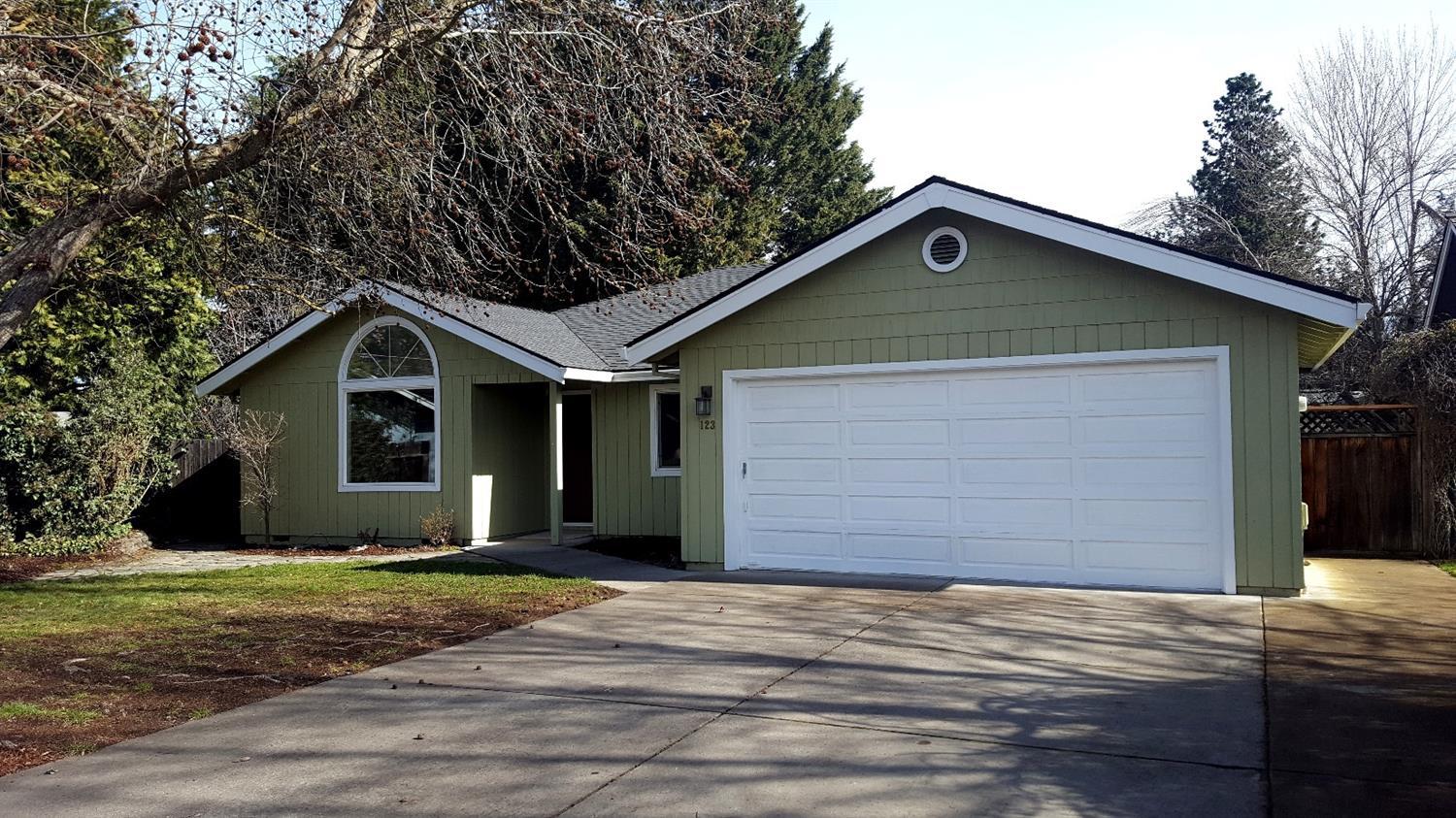 Nice well established neighborhood. 1488 sqft. Large living room with vault. Kitchen has lots of storage and new granite counters. Stainless appliance package. New interior paint. Floors are newly polished. New carpet in Bedrooms. Bathrooms have new granite counters.