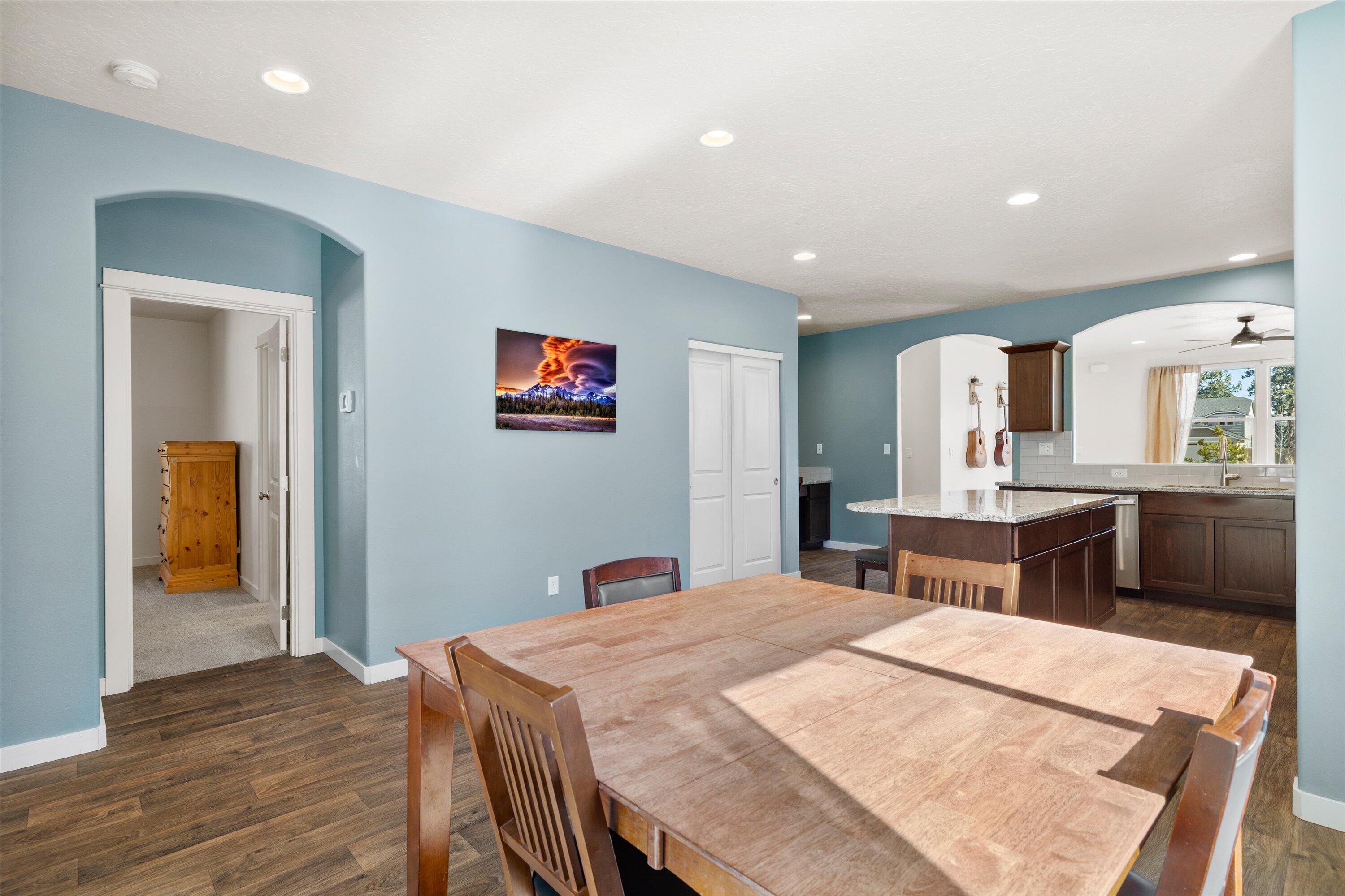 Mckenzie Meadow Vill - Residential