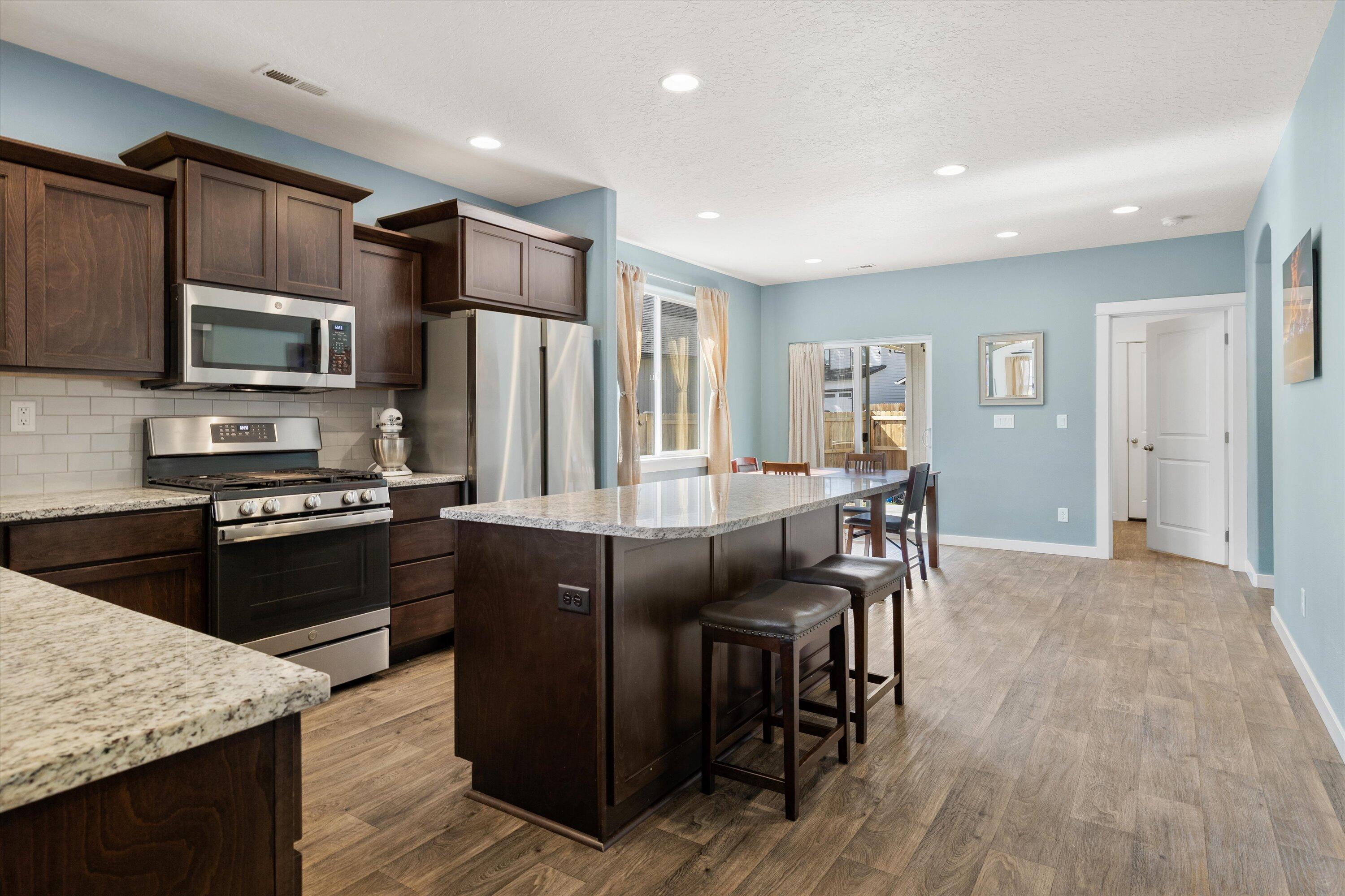 Mckenzie Meadow Vill - Residential