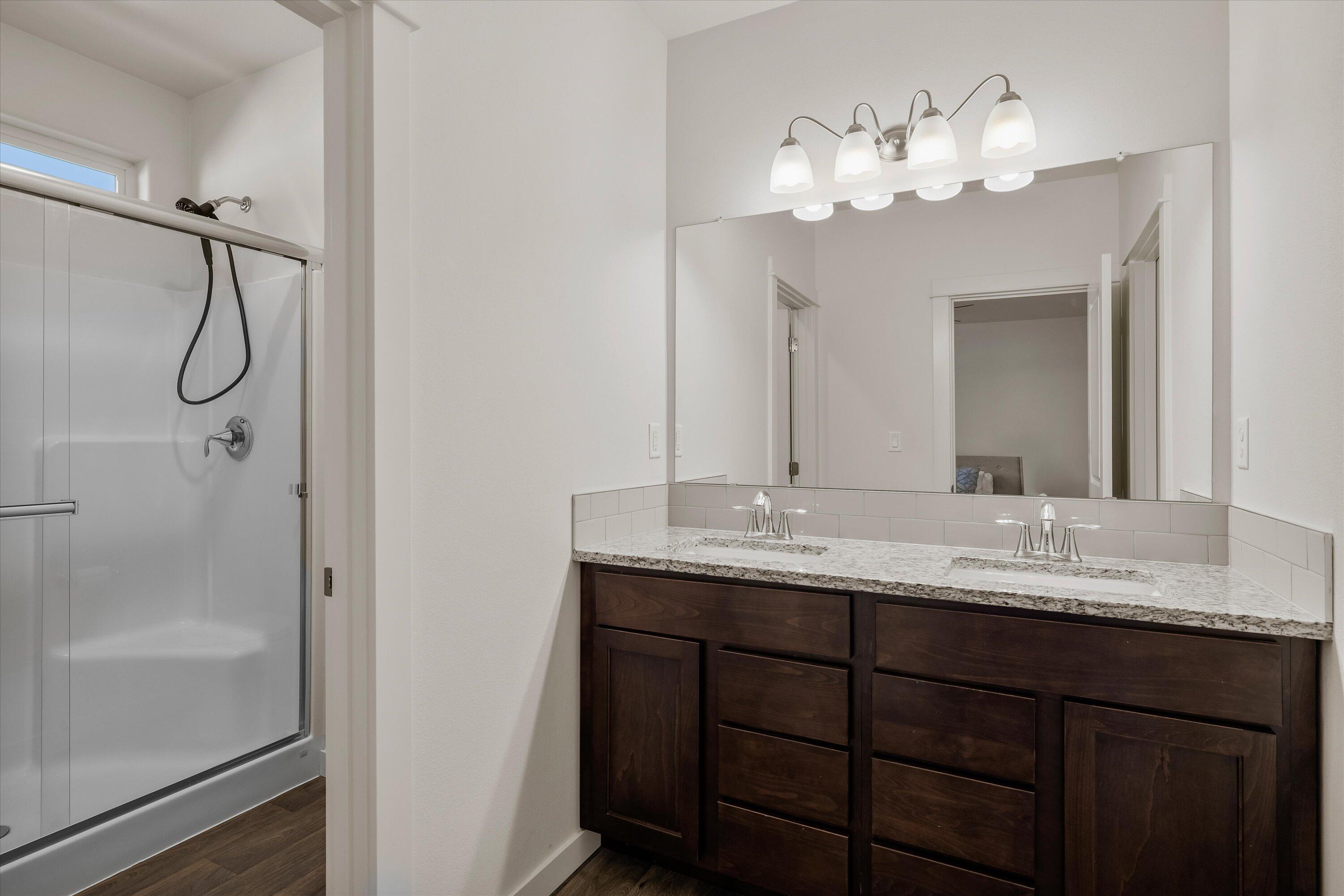 Mckenzie Meadow Vill - Residential