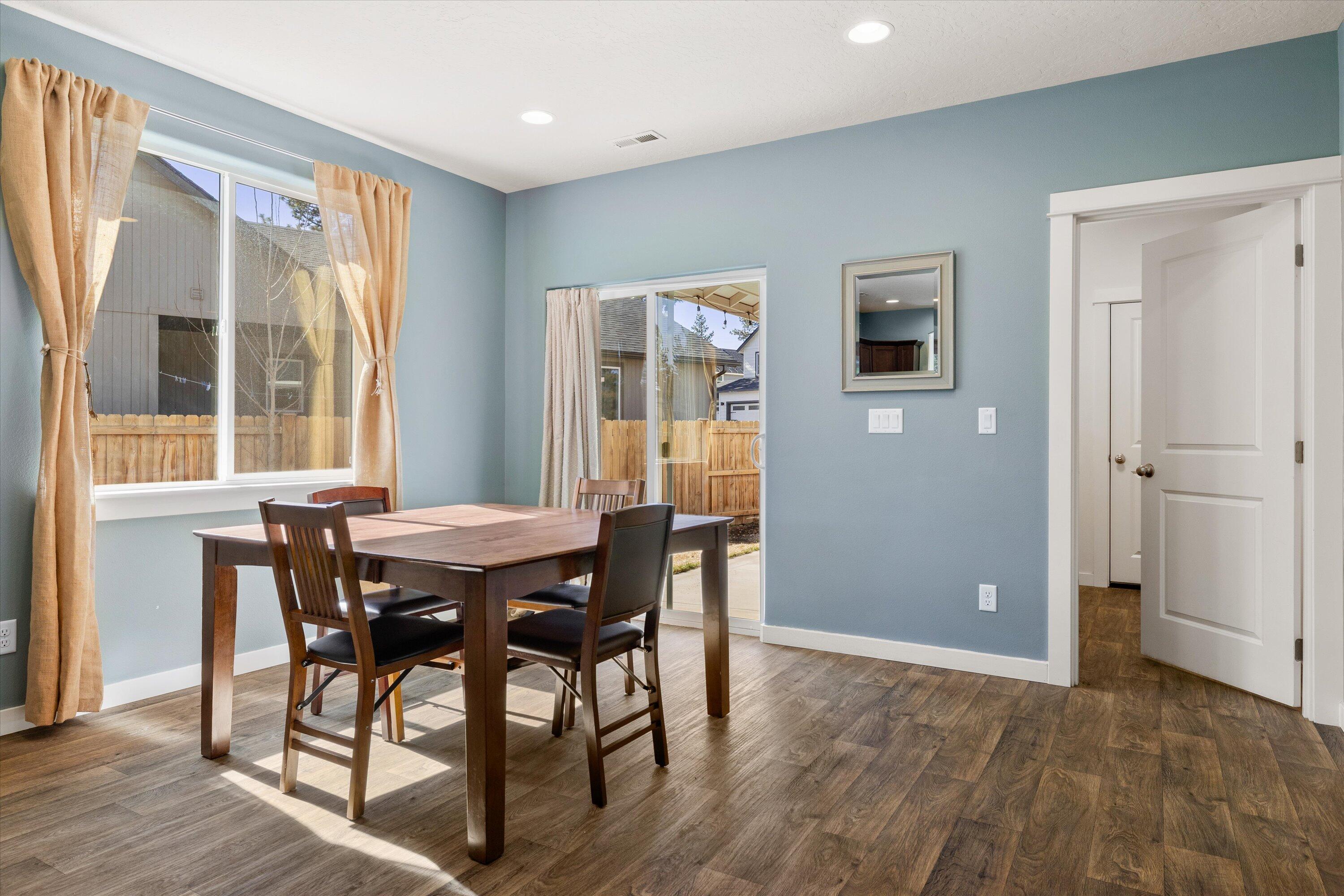 Mckenzie Meadow Vill - Residential