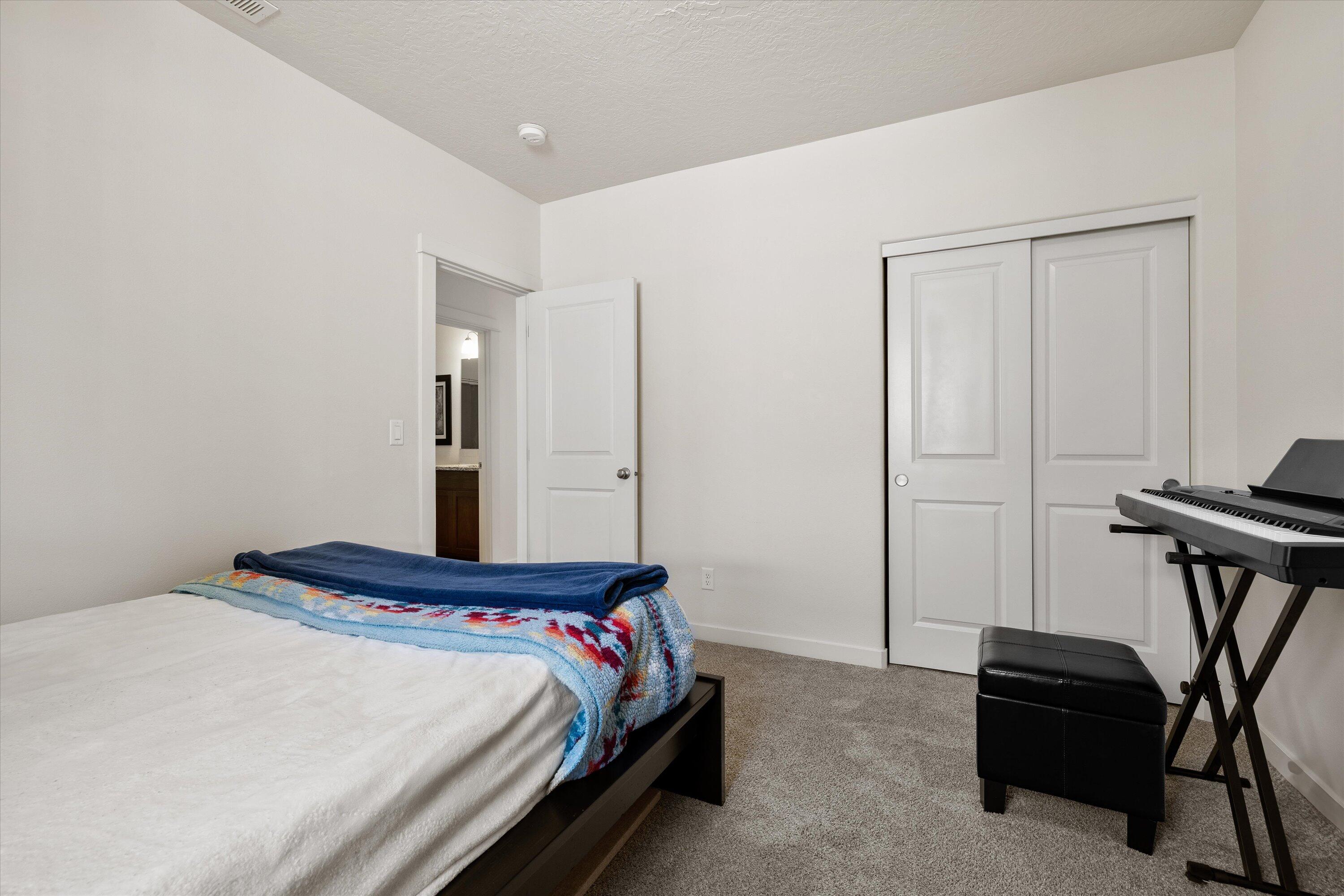 Mckenzie Meadow Vill - Residential