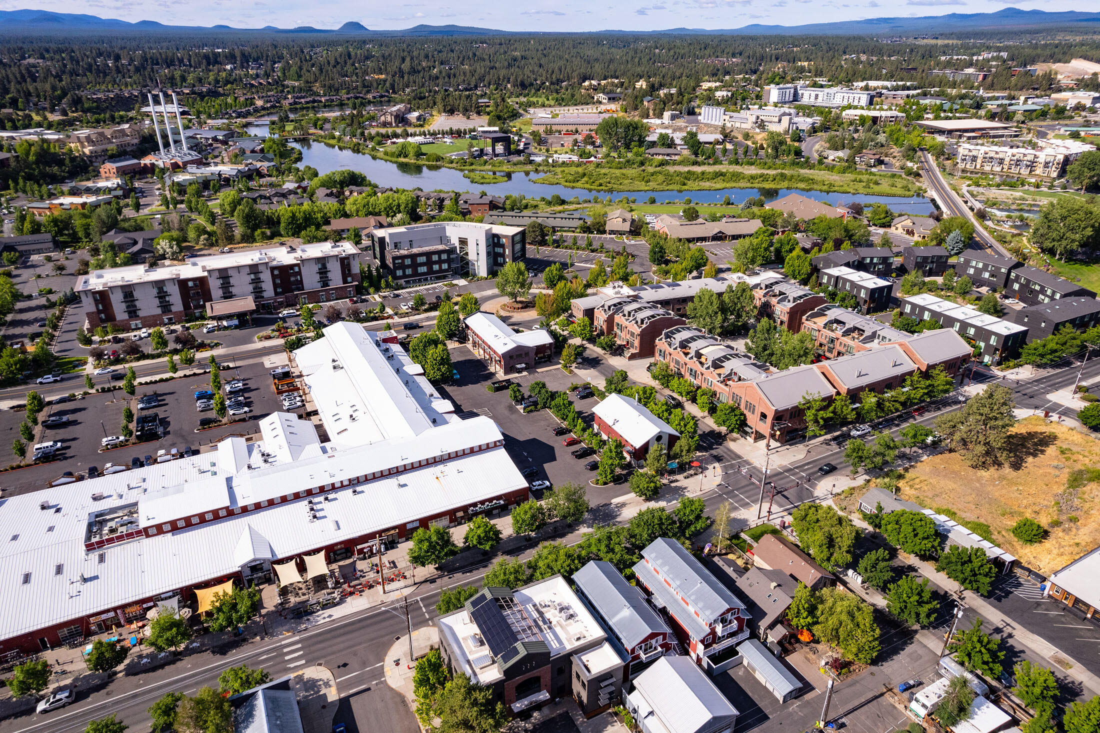 Deschutes - Commercial Sale