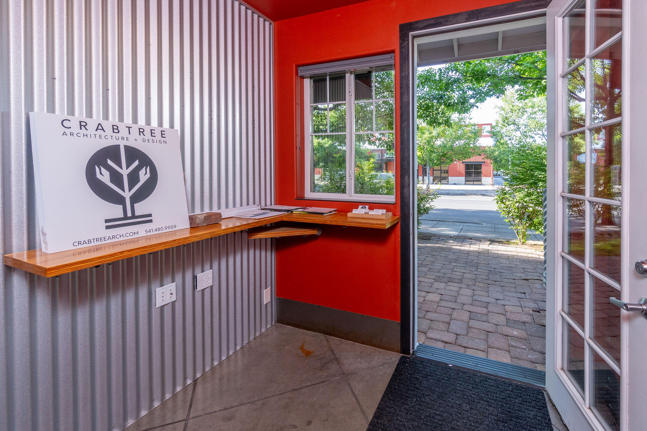 Deschutes - Commercial Sale