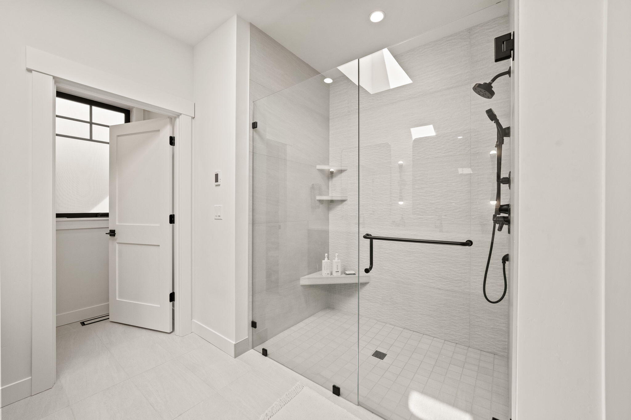 Discovery West Phase 4 - Residential